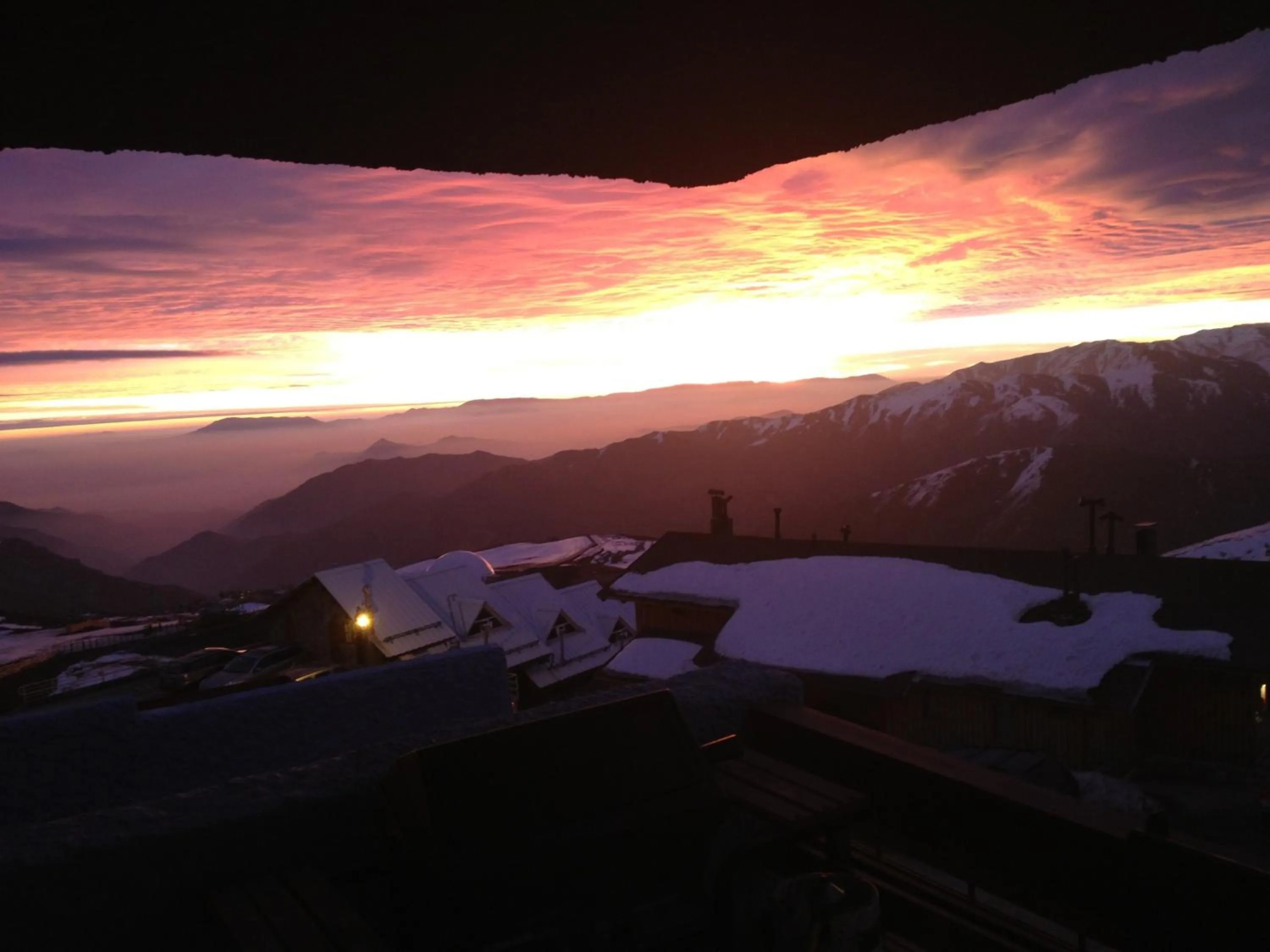 Area and facilities in Ski in-out Apartment in El Colorado