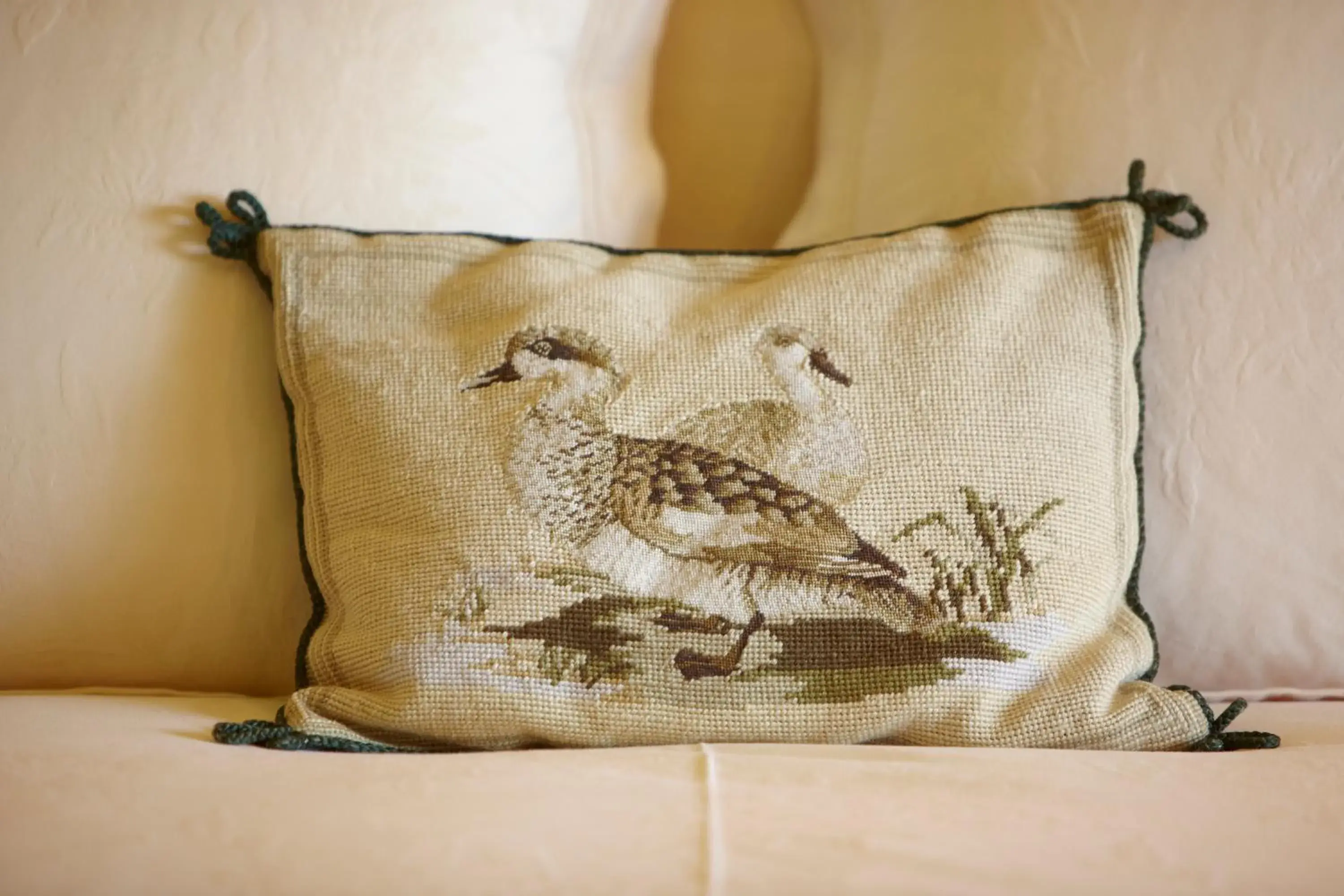 Luxury King or Twin room in Blanket Bay Luxury King or Twin room in Blanket Bay