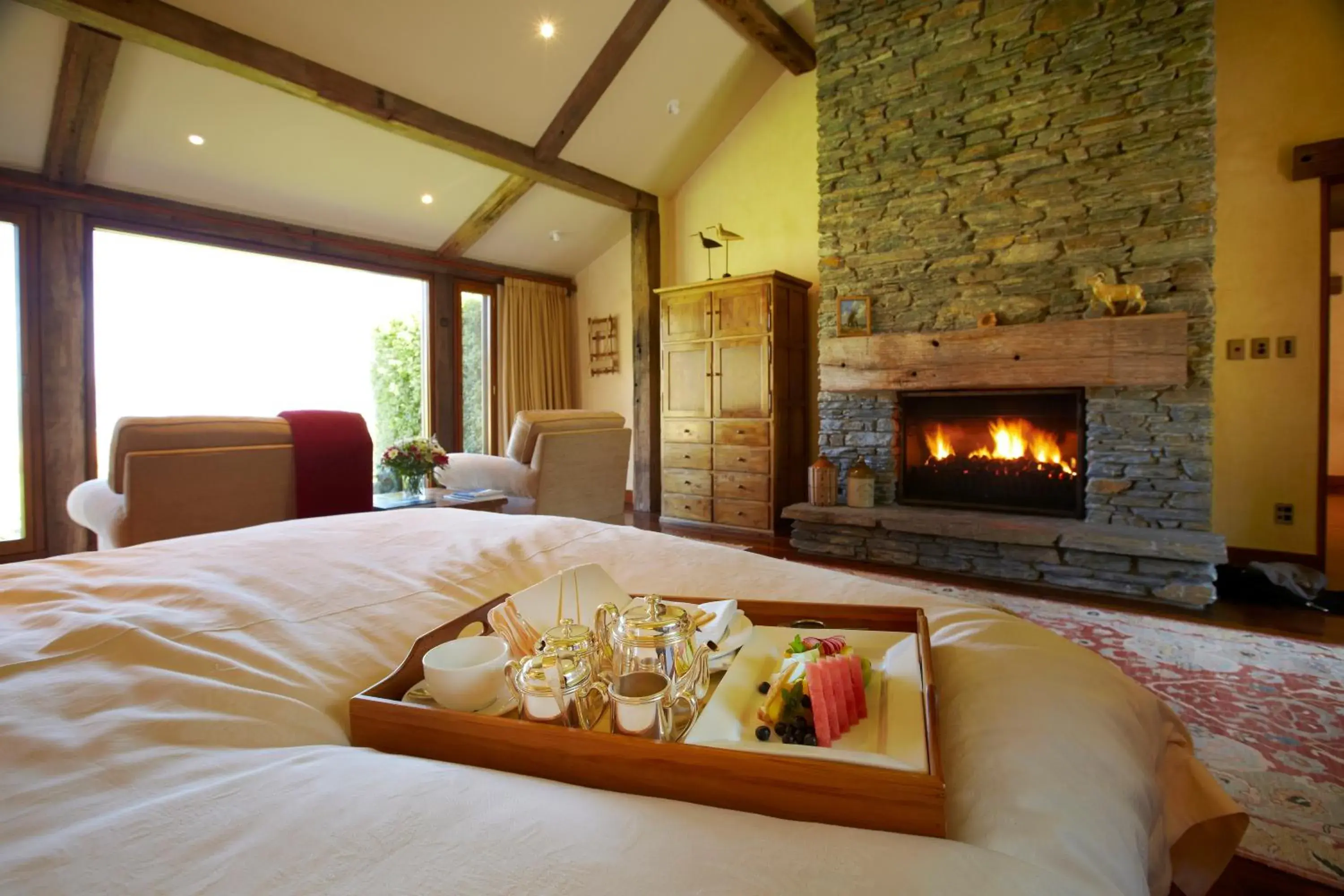 Chalet Suite - single occupancy in Blanket Bay Chalet Suite - single occupancy in Blanket Bay
