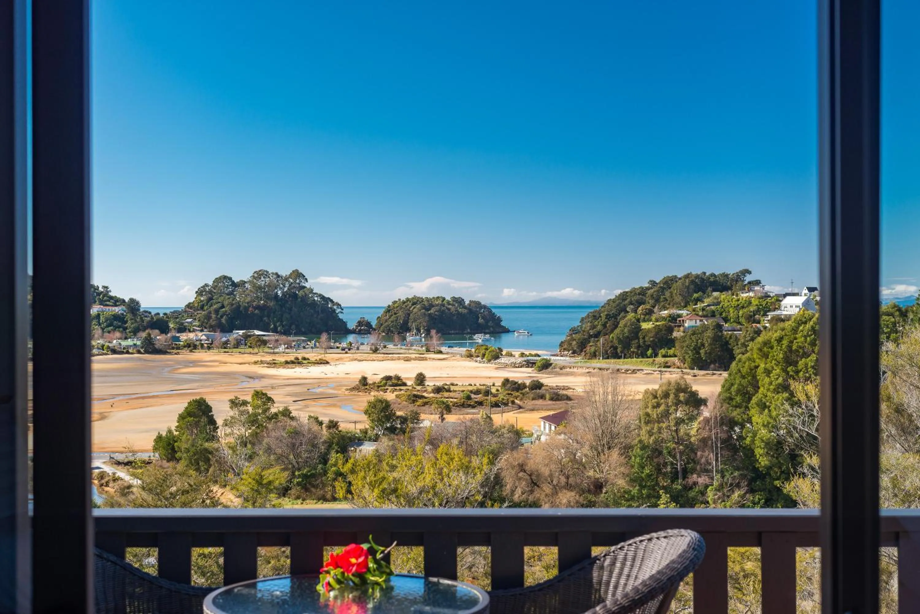Balcony/Terrace in Kimi Ora Eco Resort