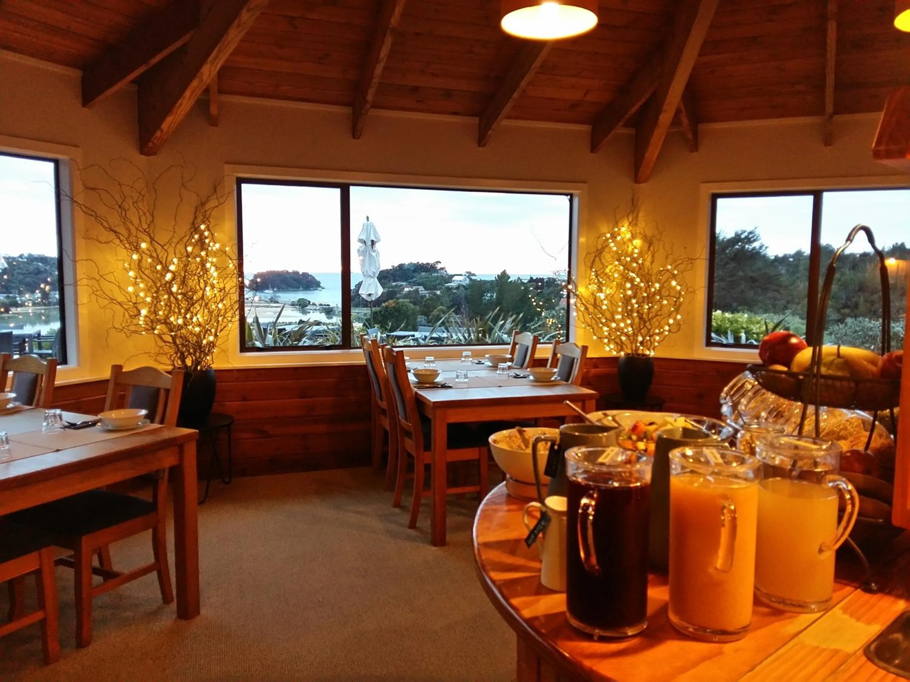 Breakfast in Kimi Ora Eco Resort