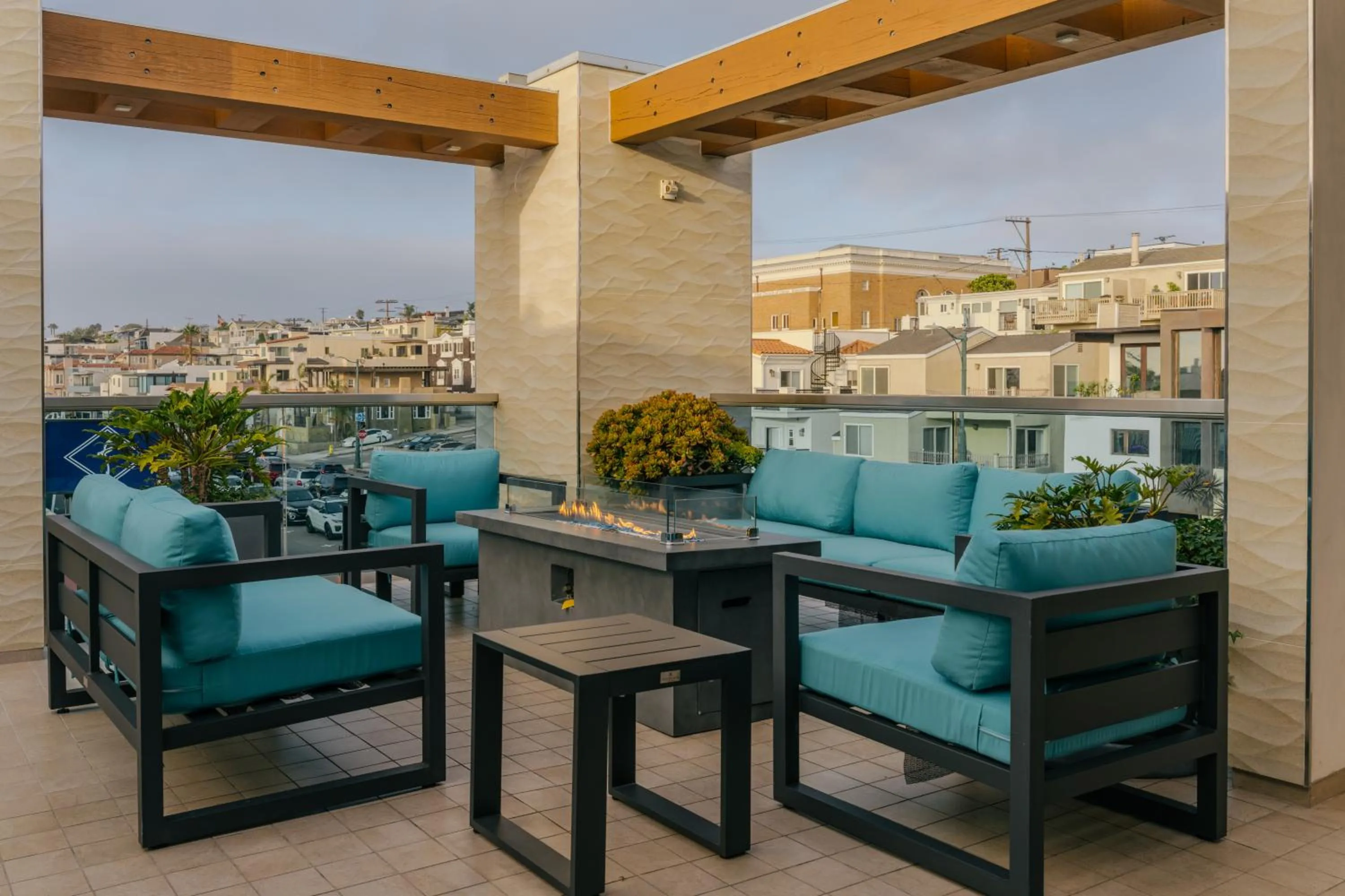 H2O Hermosa Beach Hotel