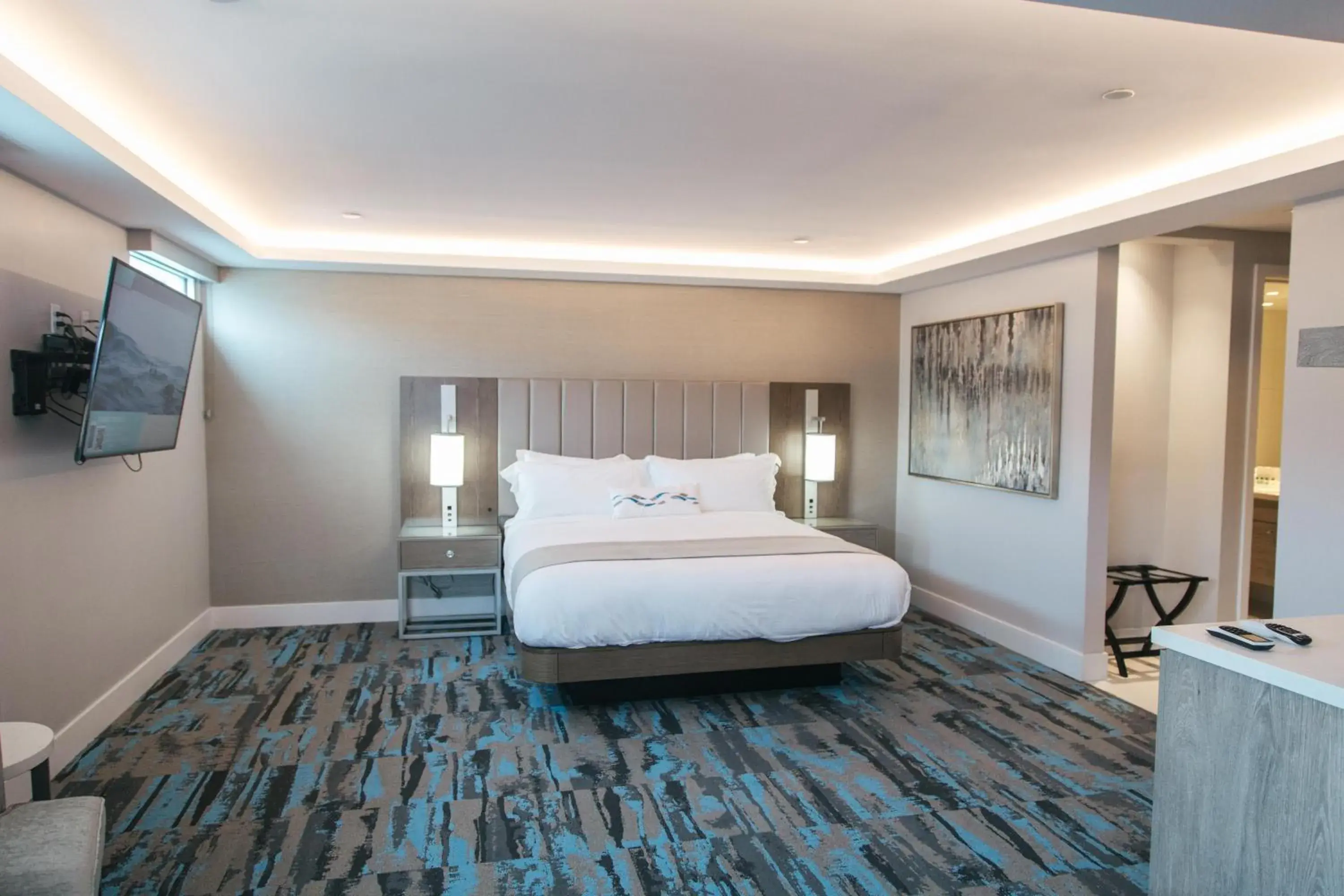 Bed in H2O Hermosa Beach Hotel Bed in H2O Hermosa Beach Hotel