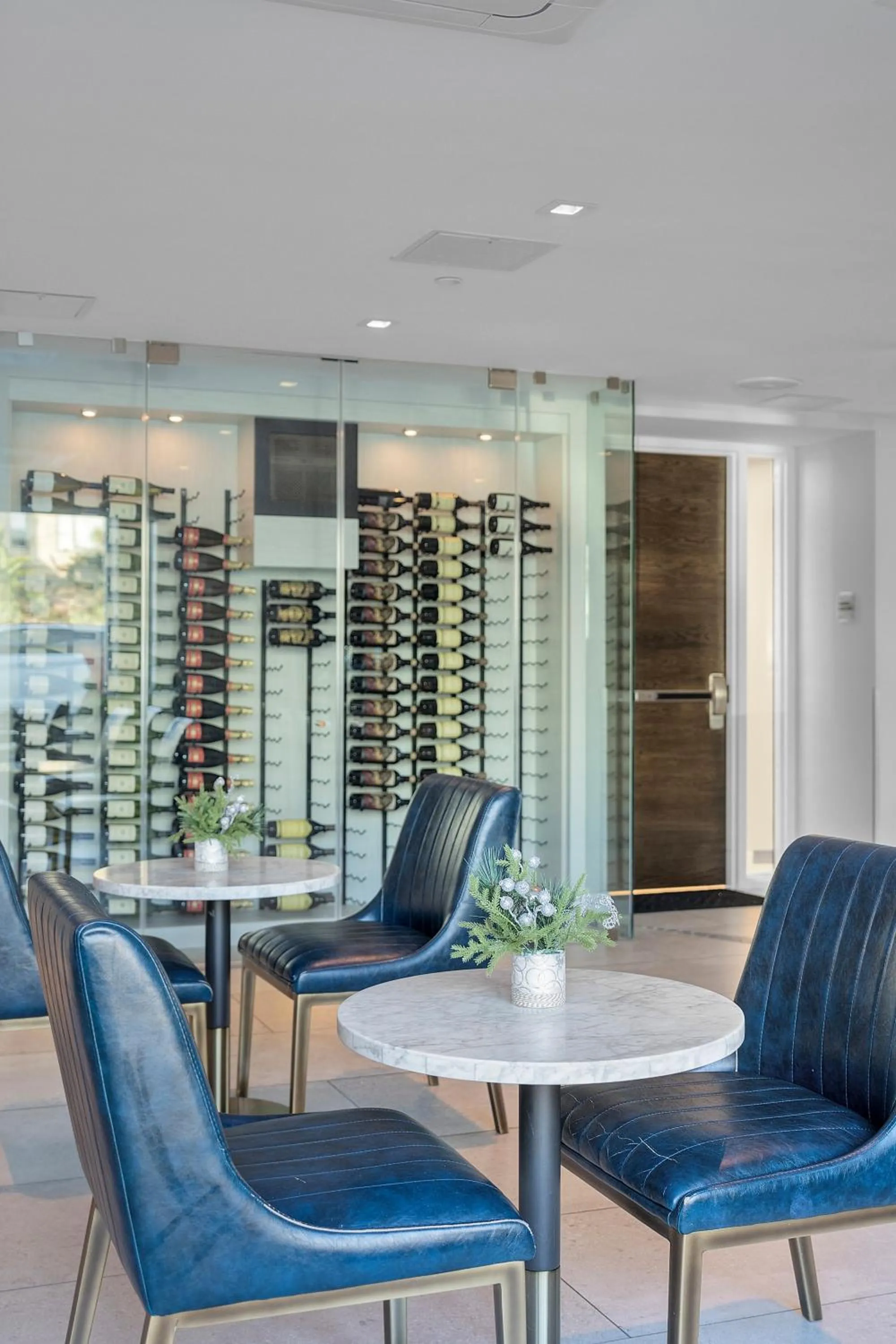 H2O Hermosa Beach Hotel