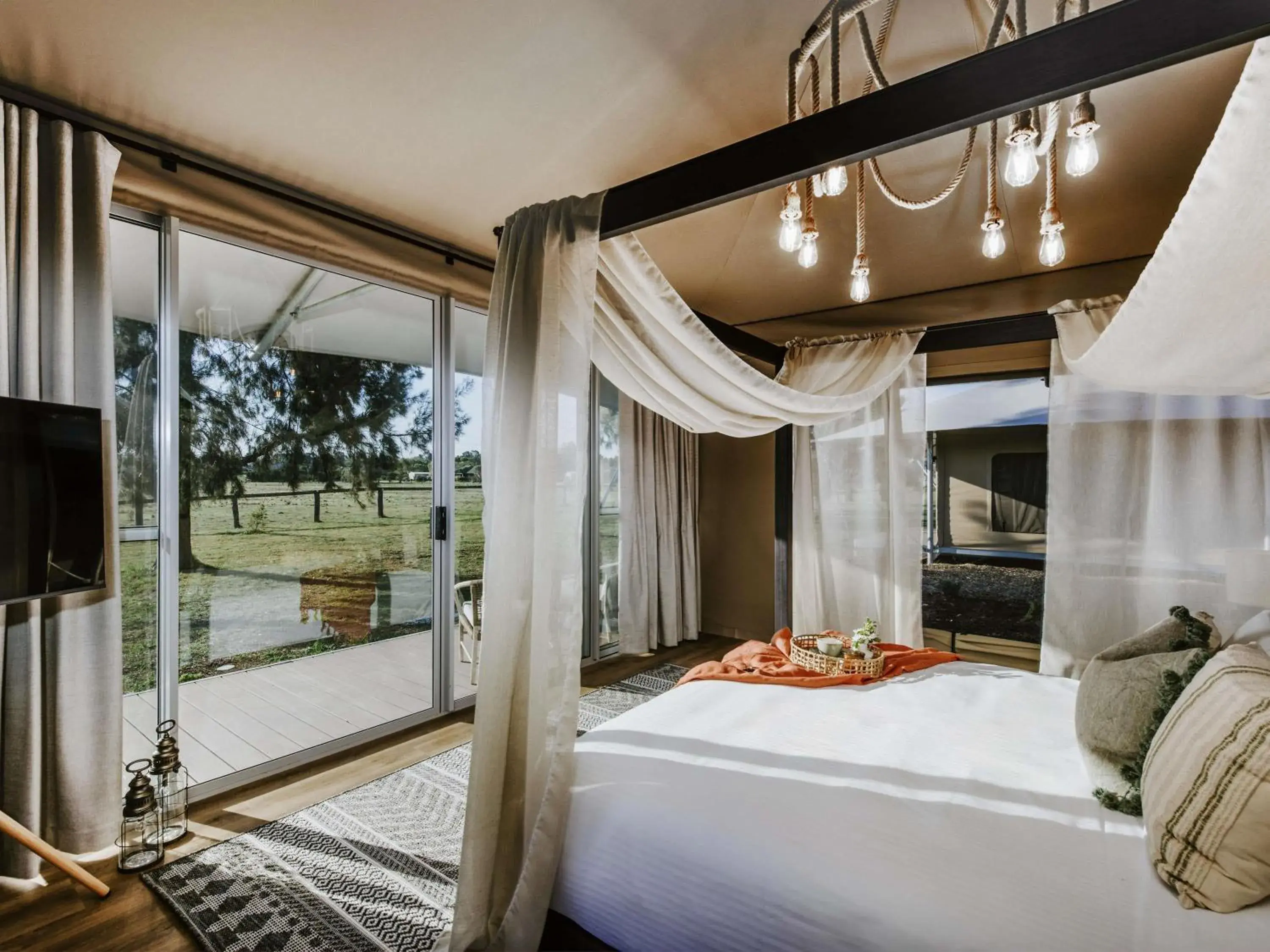 Bedroom, Bed in Parklands Resort Mudgee Bedroom, Bed in Parklands Resort Mudgee