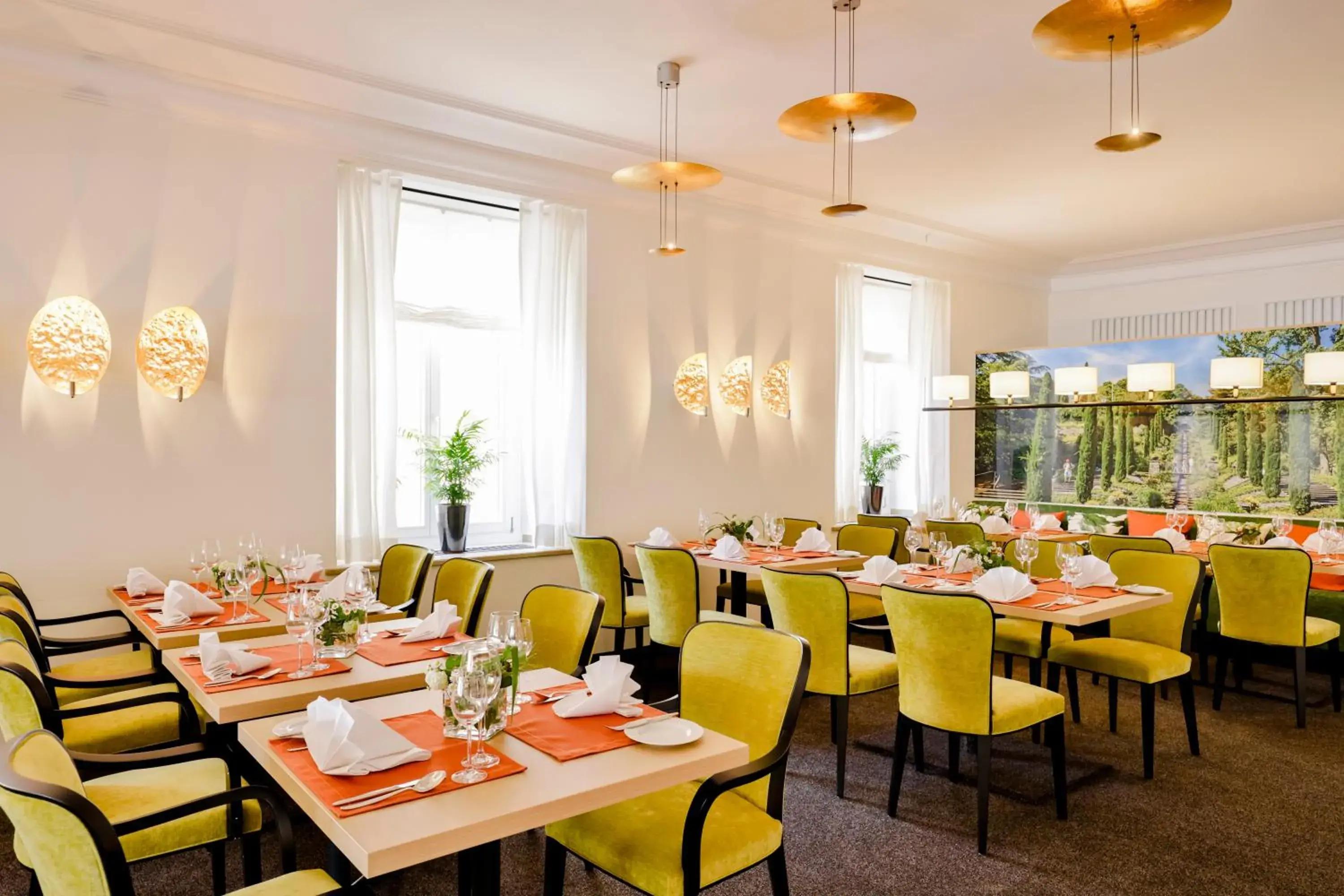 Restaurant/places to eat in Hotel Reutemann-Seegarten Restaurant/places to eat in Hotel Reutemann-Seegarten