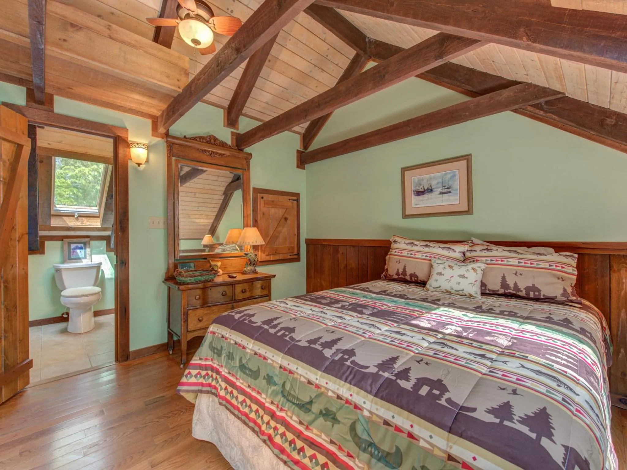 Bedroom, Bed in Black Bear Lodge
