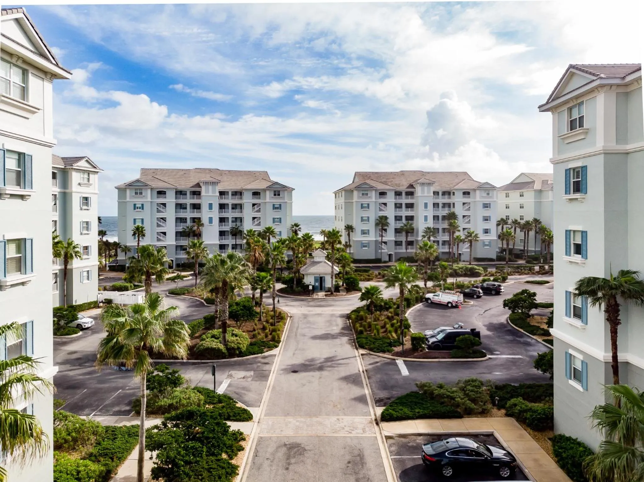 Property building in 851 Cinnamon Beach