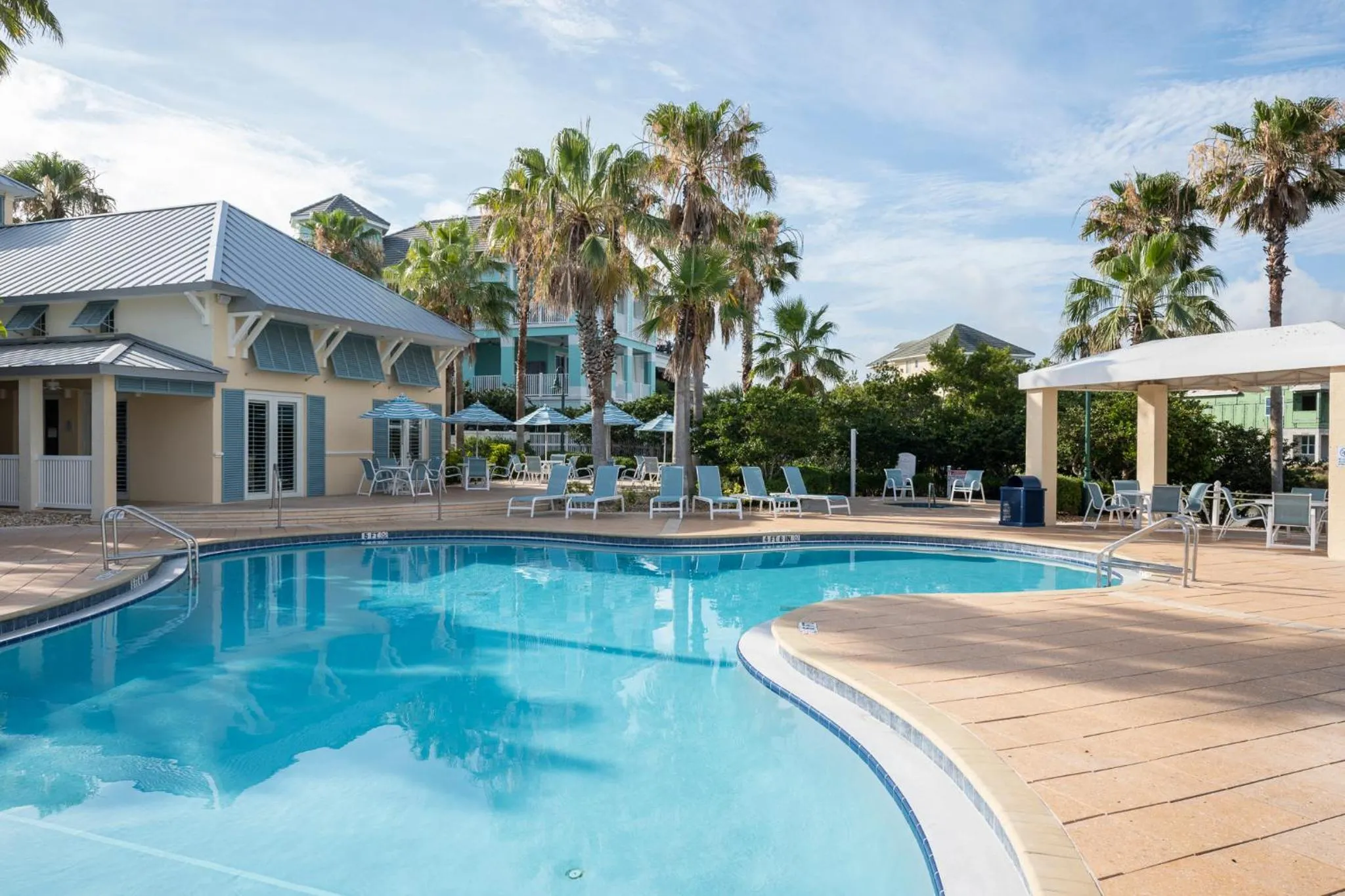 Property building in 851 Cinnamon Beach