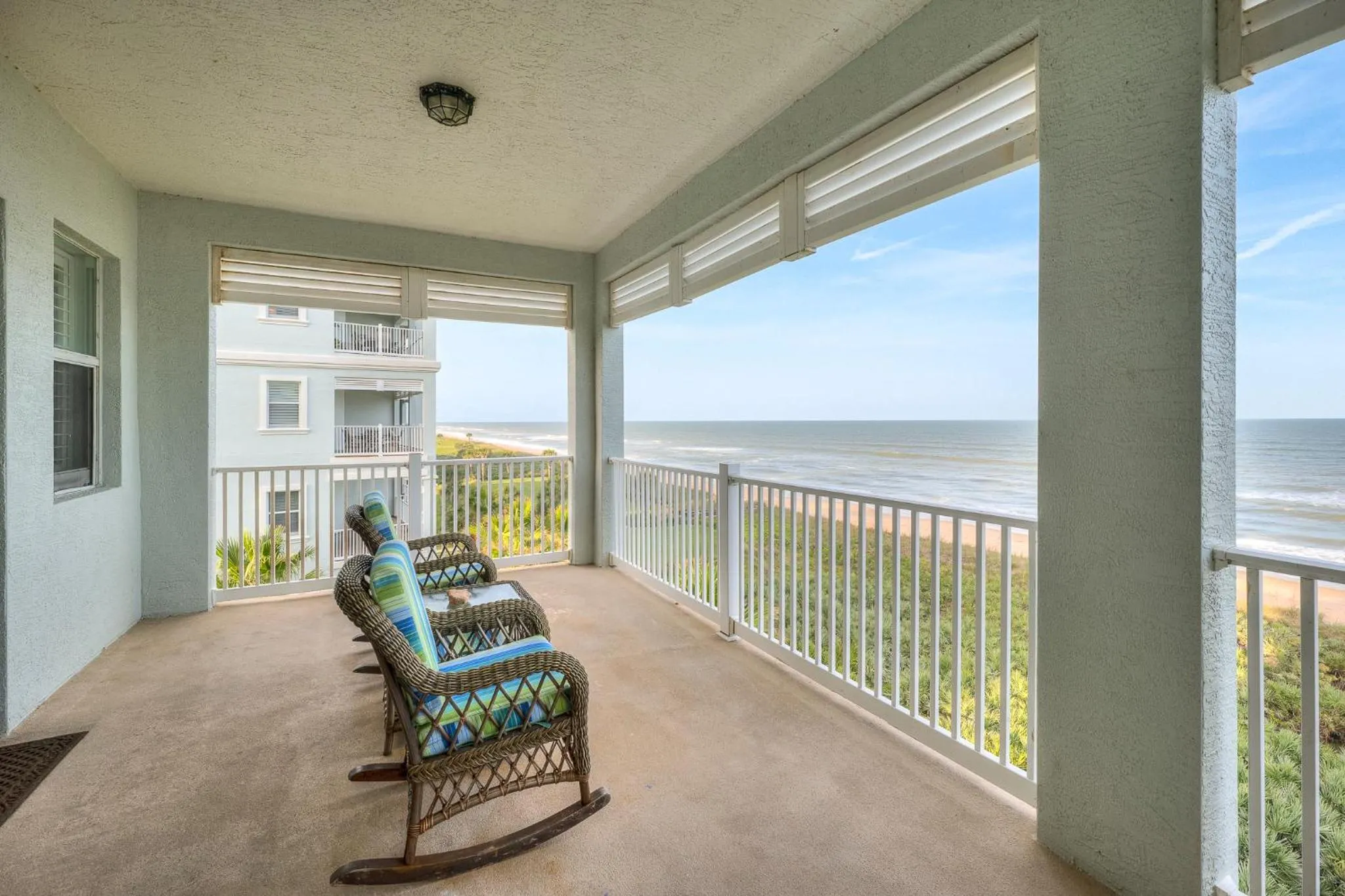 Property building in 851 Cinnamon Beach