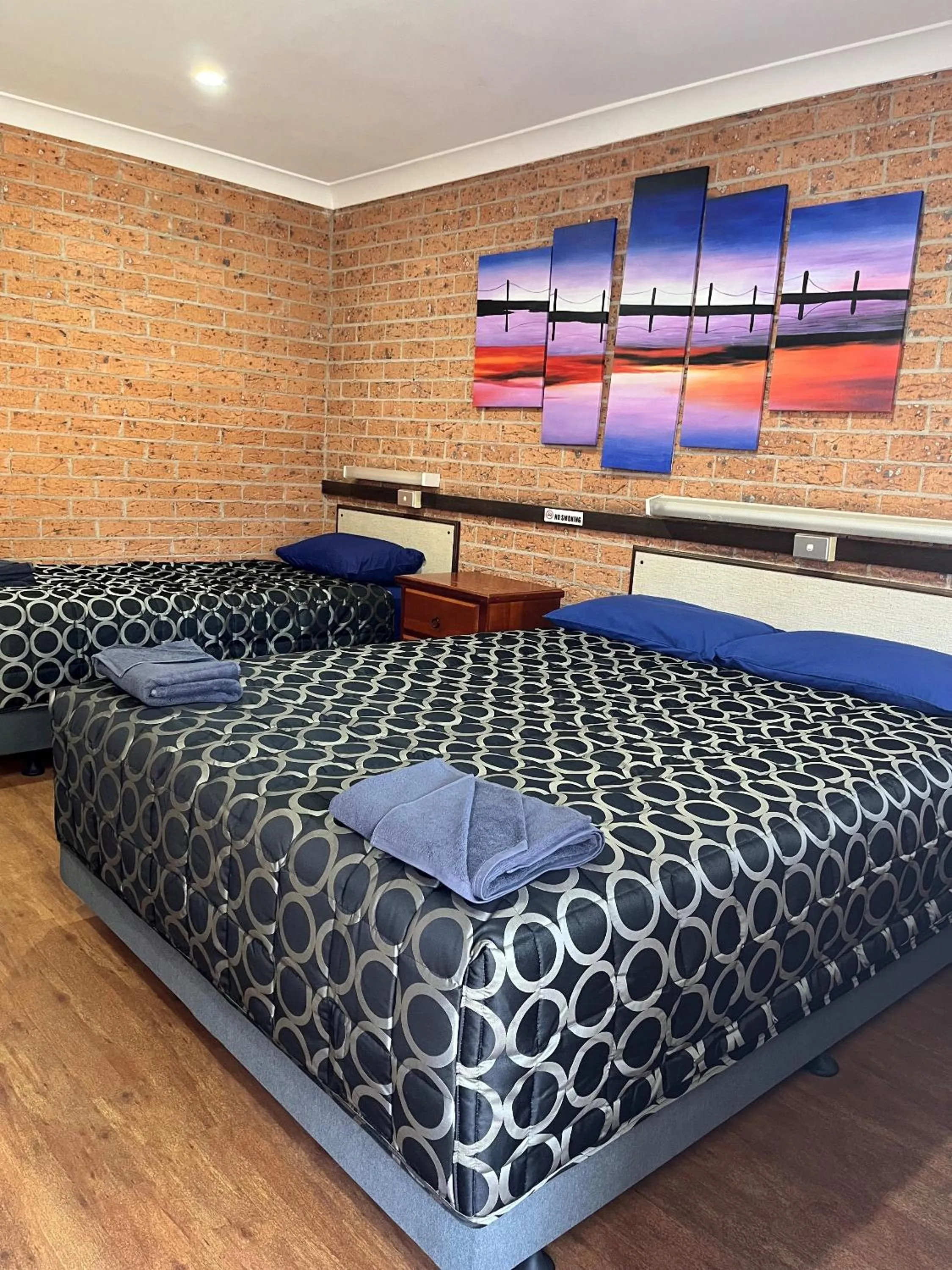 Bed in Coonamble Motel