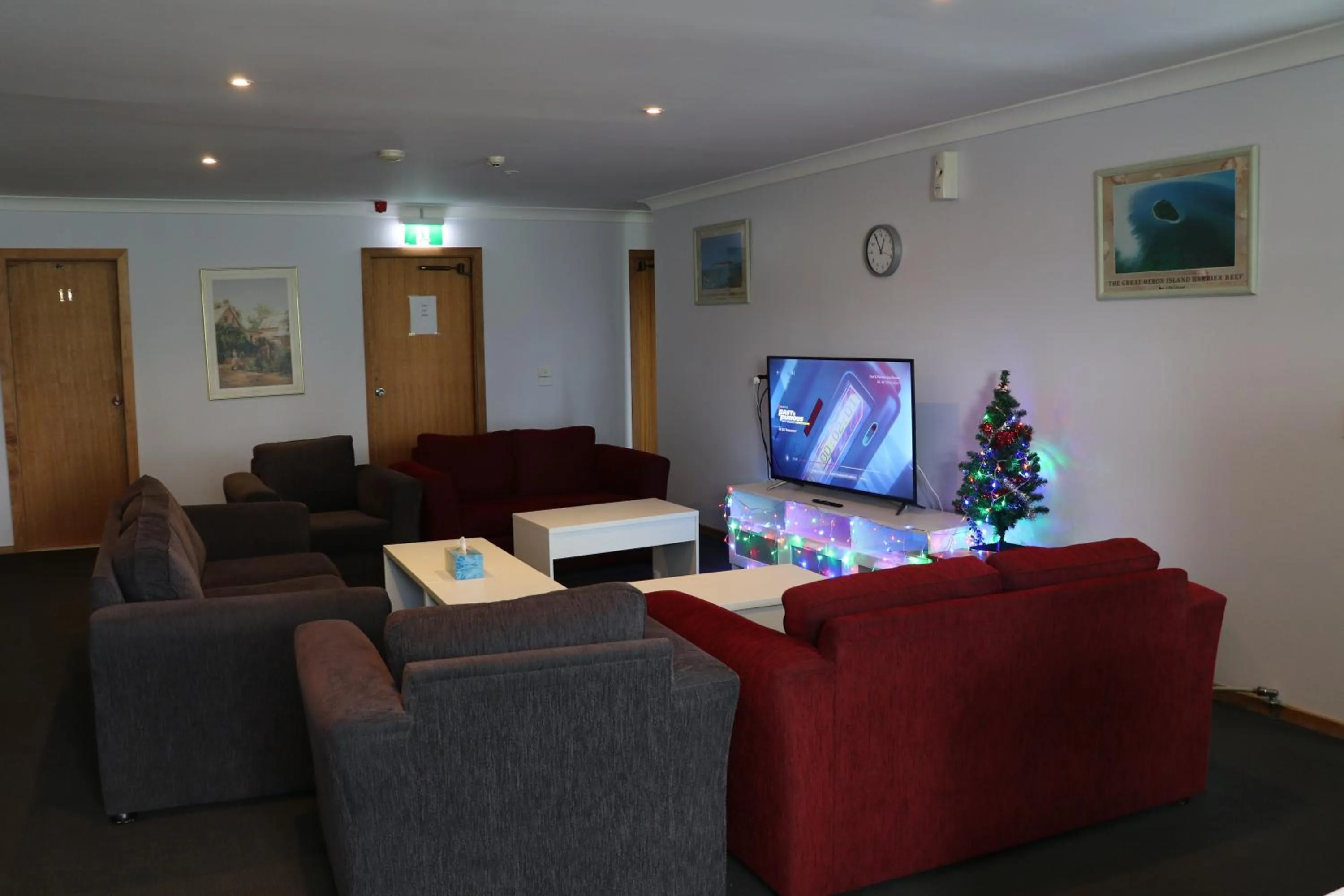 Communal lounge/ TV room in Chalet Jindabyne