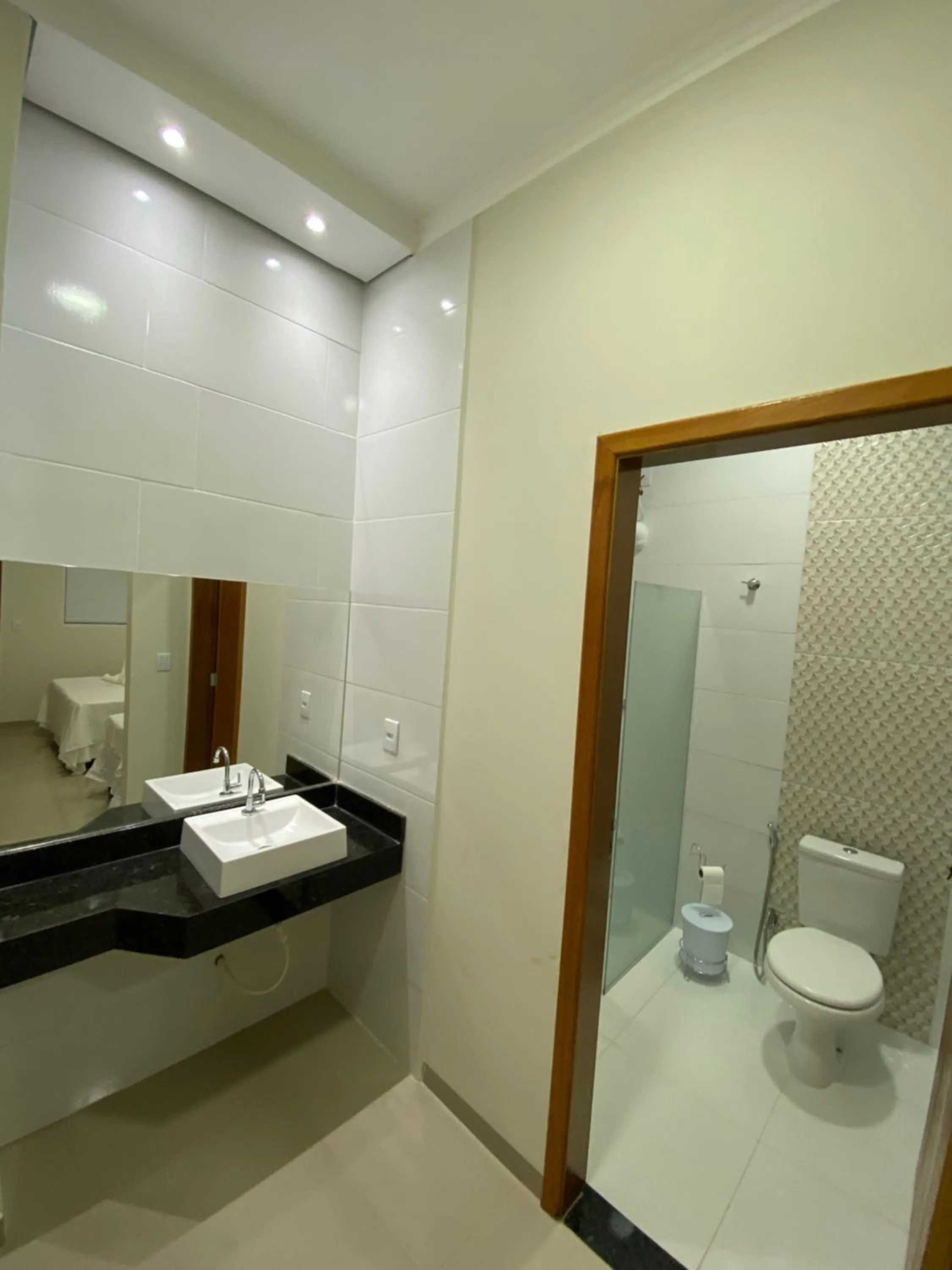 Bathroom in NOROESTE Comfort Hotel