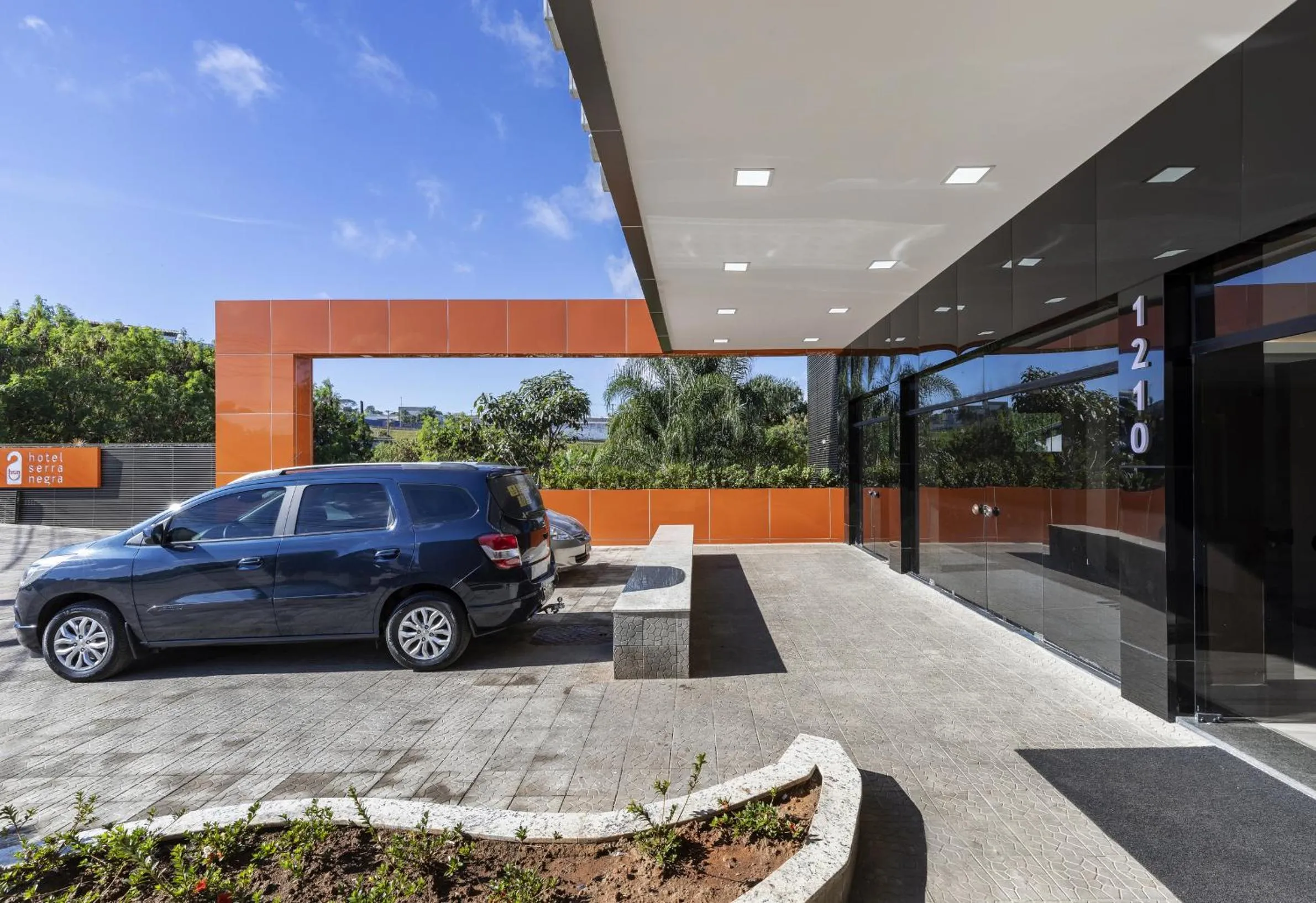 Facade/entrance in Hotel Serra Negra