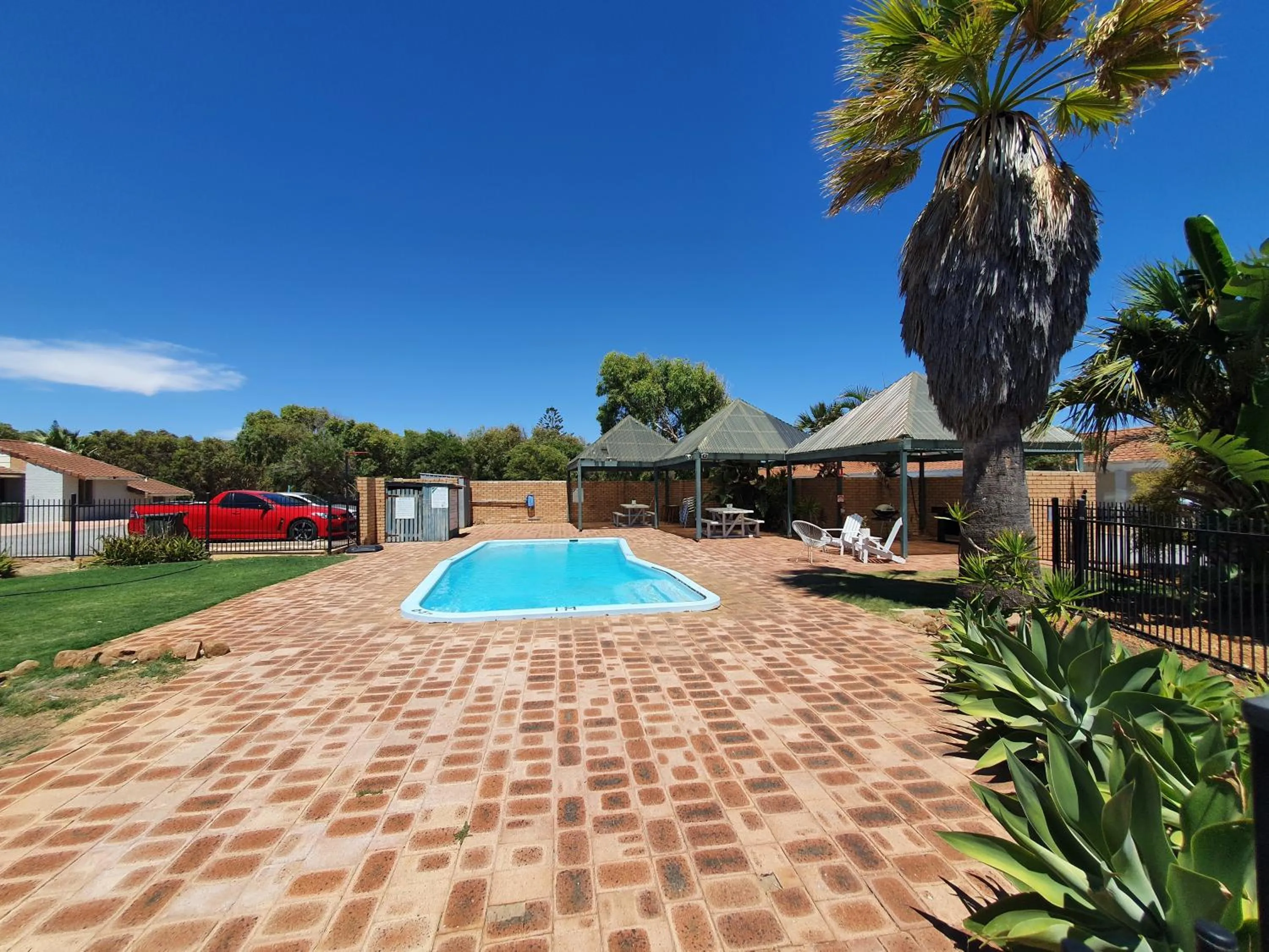 Swimming pool in The African Reef