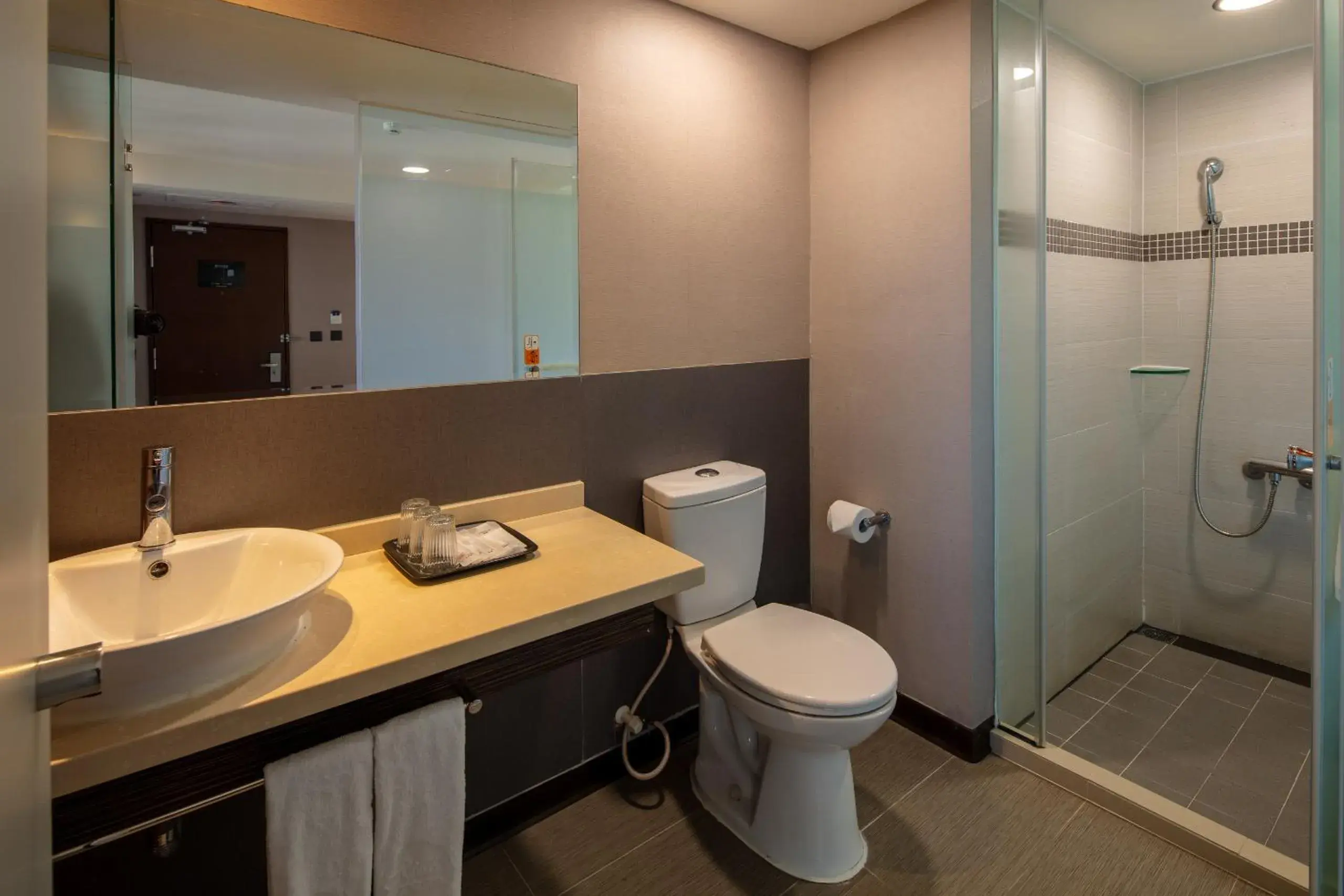 Superior Deluxe Double or Twin Room in Rich & Free Hotel - Kaifeng 富逸旅趣-北車開封館 Superior Deluxe Double or Twin Room in Rich & Free Hotel - Kaifeng 富逸旅趣-北車開封館