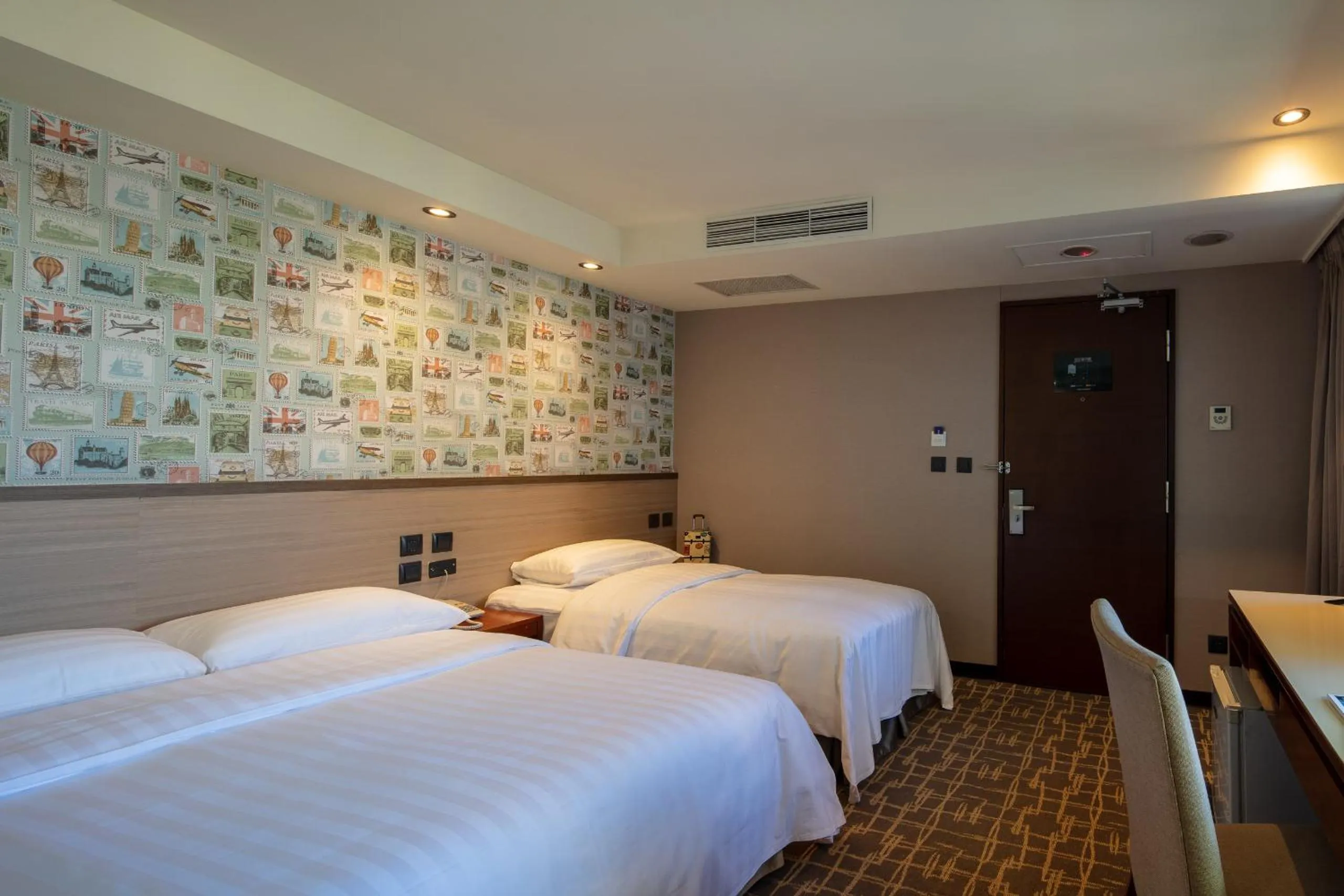 Bed in Rich & Free Hotel - Kaifeng 富逸旅趣-北車開封館