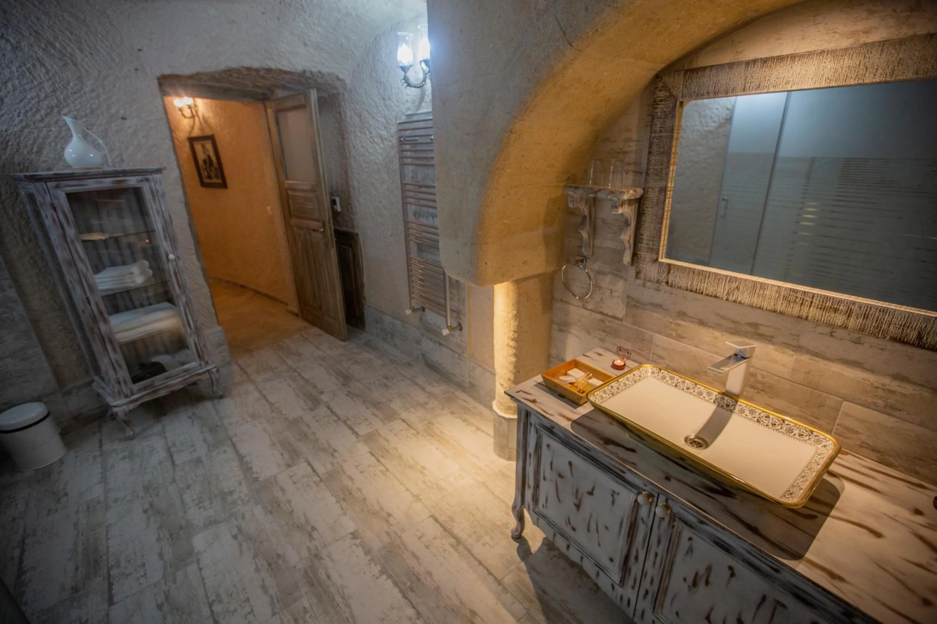 Bathroom in Karlık Cave Suite Cappadocia