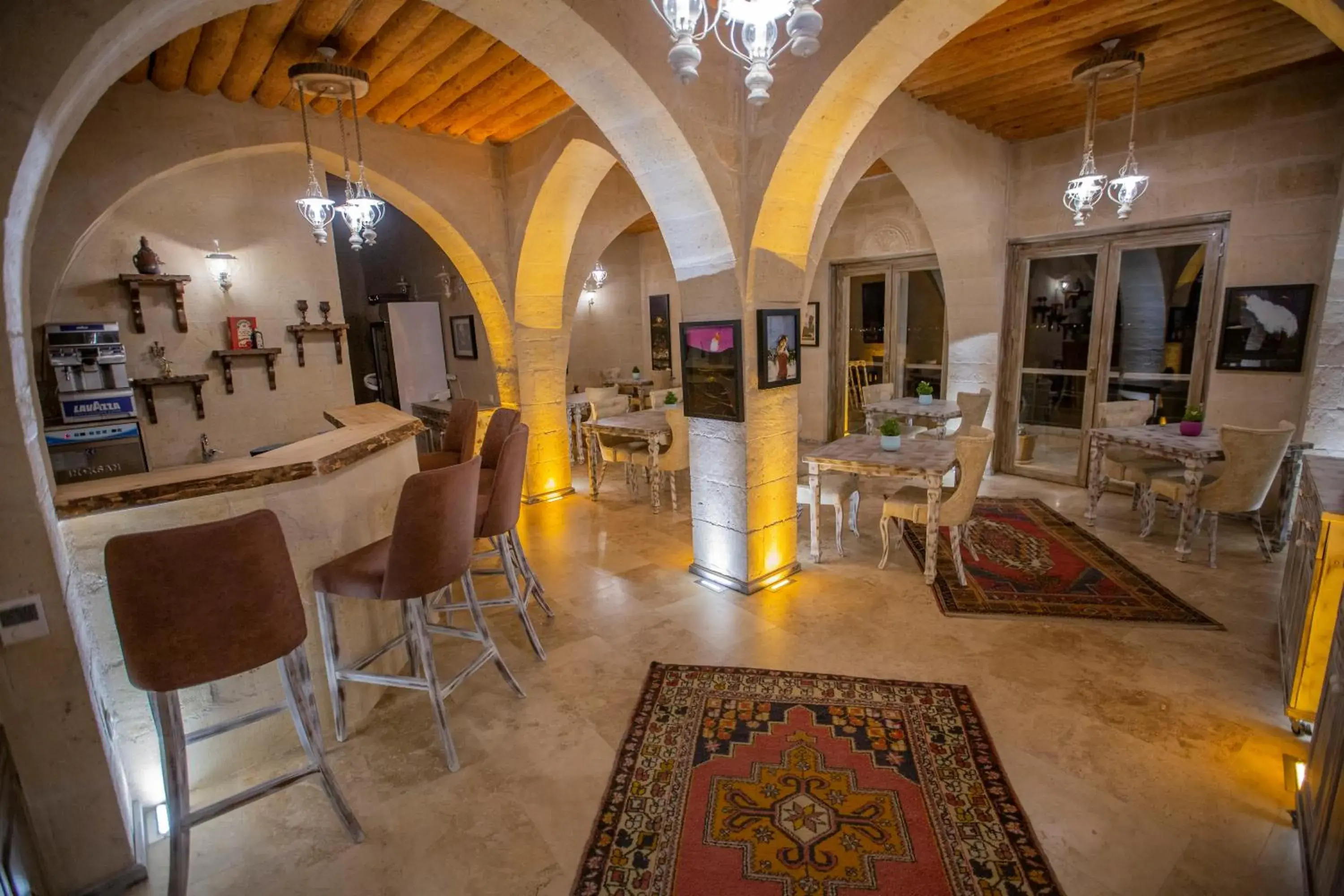 Lounge or bar in Karlık Cave Suite Cappadocia Lounge or bar in Karlık Cave Suite Cappadocia