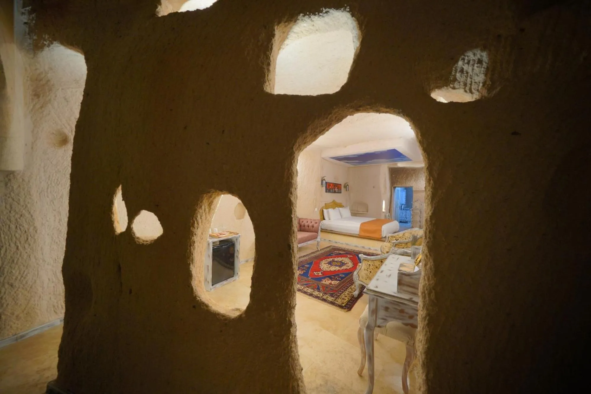 Bed in Karlık Cave Suite Cappadocia