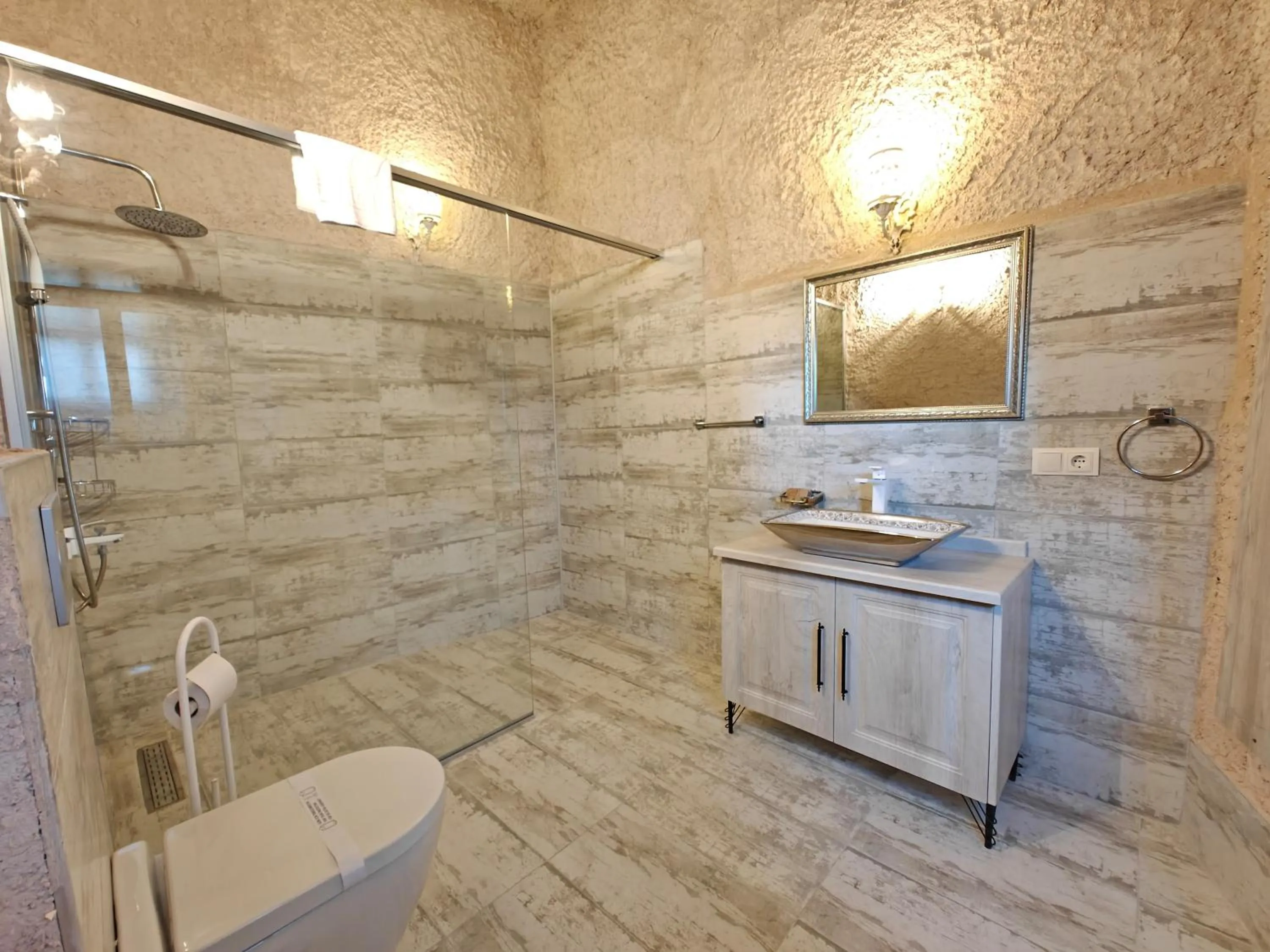 Shower in Karlık Cave Suite Cappadocia