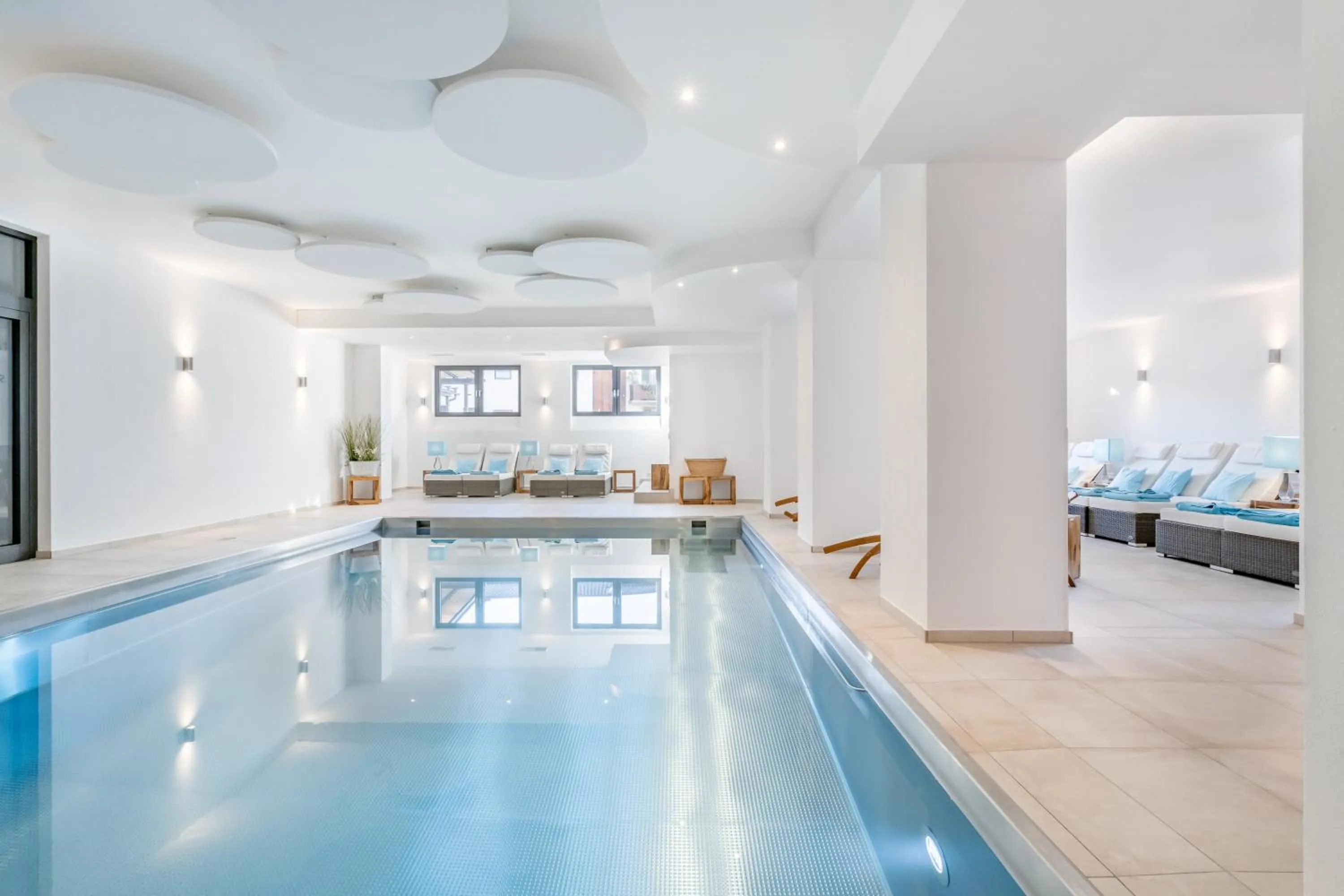 Swimming pool in Ruhpoldinger Hof - Hotel & Wellness