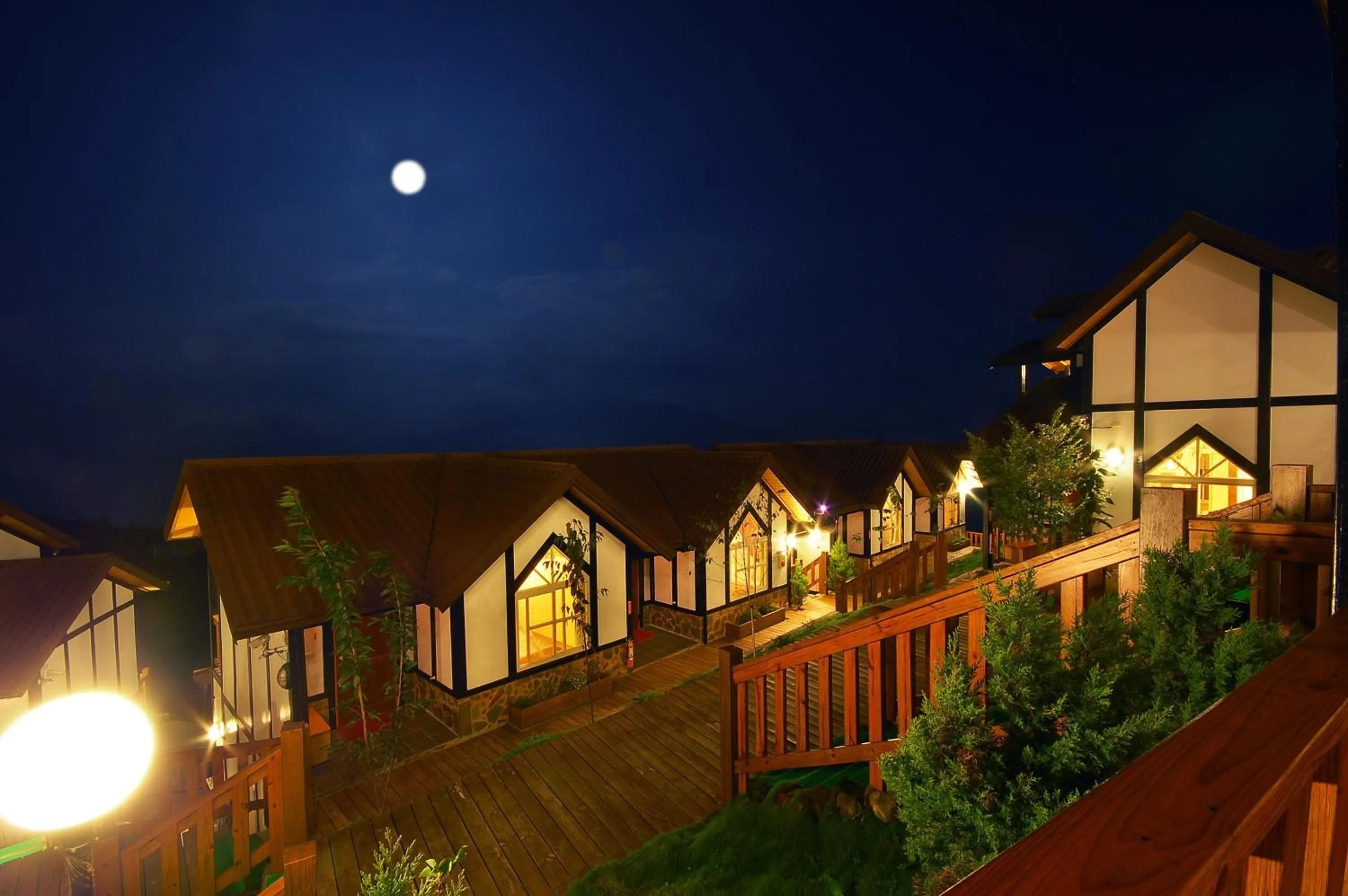 Facade/entrance in Sea of Clouds Vacation Villa