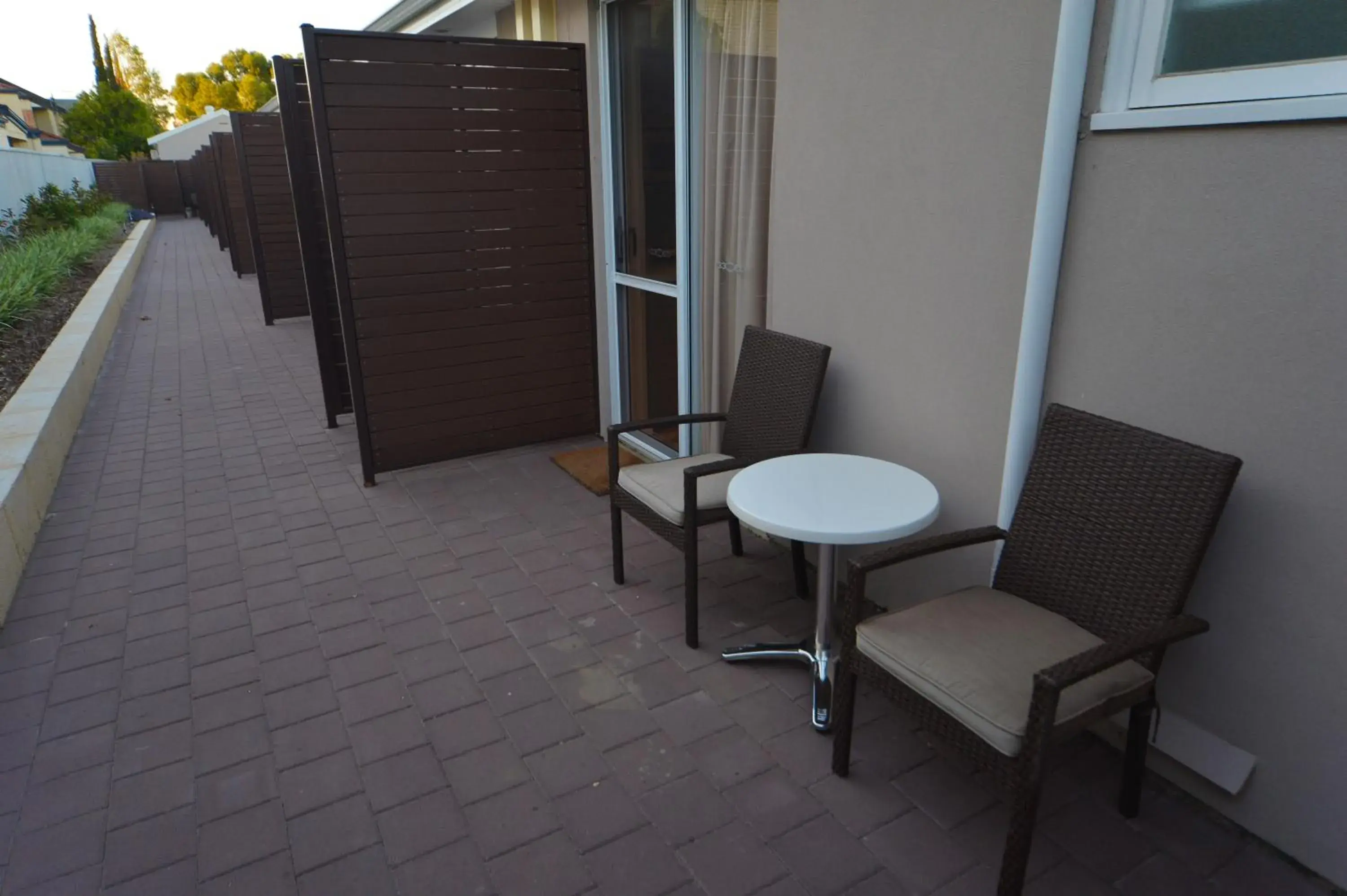 Patio, Balcony/Terrace in Bentley Motel