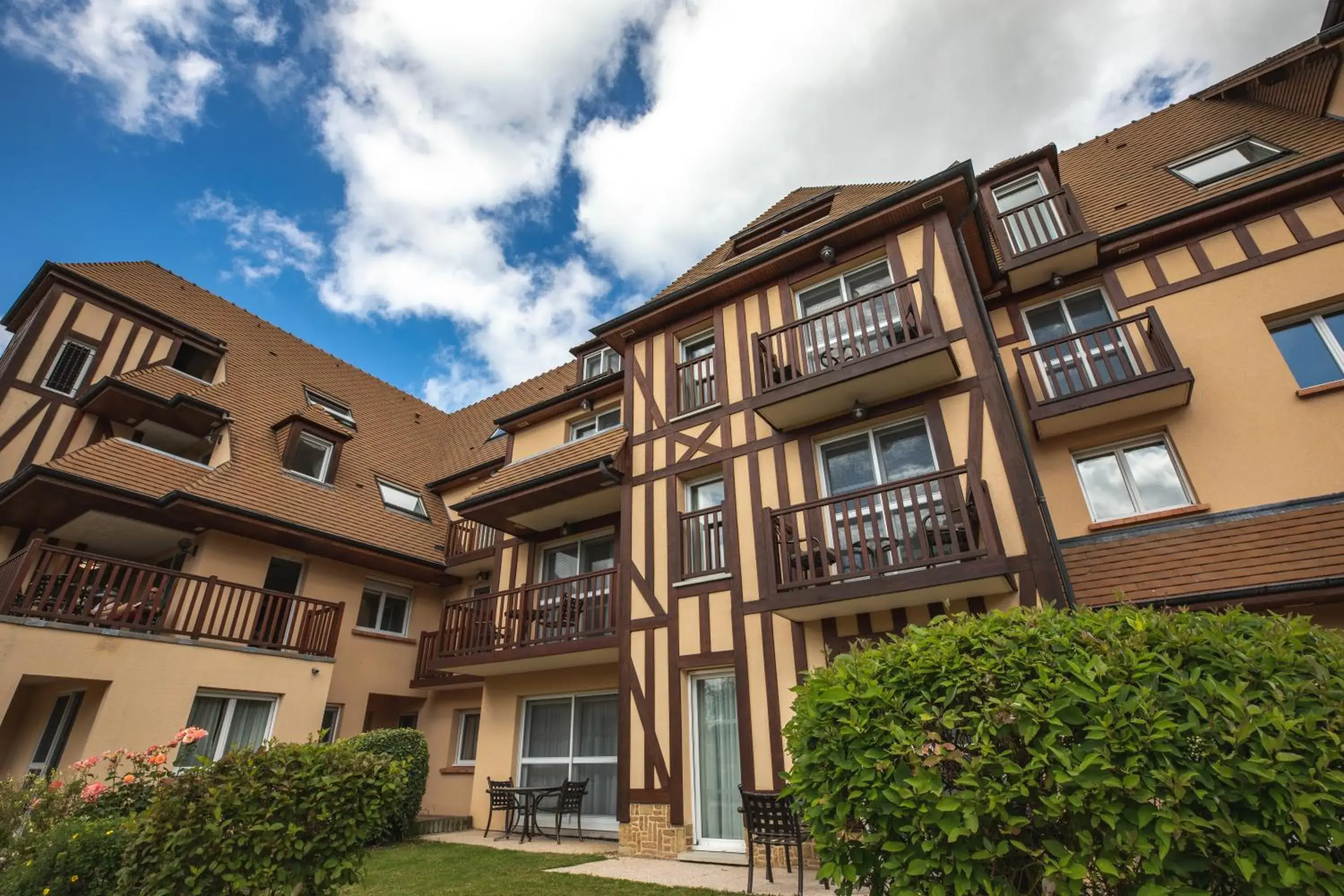 Property building in Club Wyndham Normandy Property building in Club Wyndham Normandy