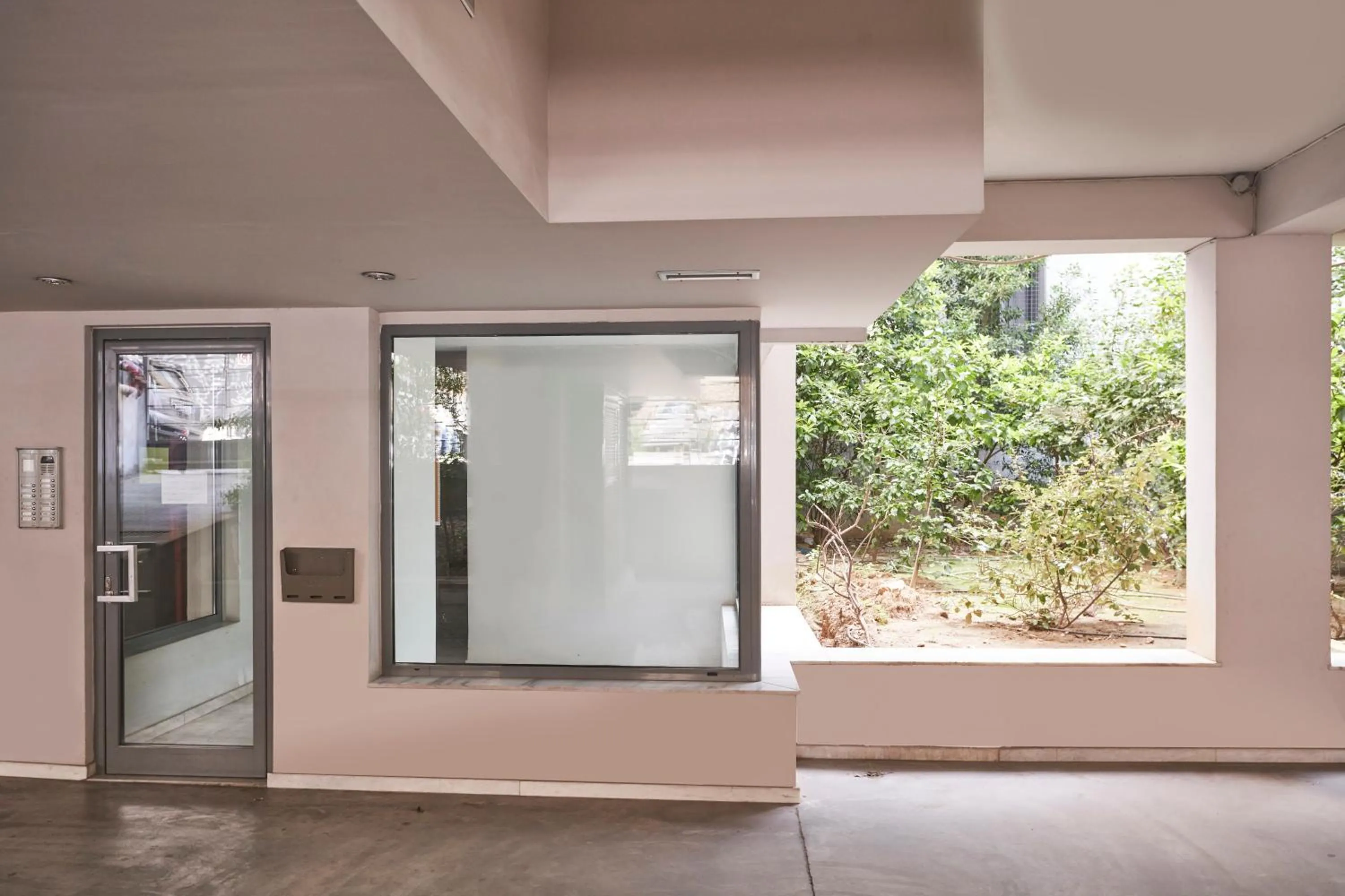 Facade/entrance in Contemporary & Comfy Apt next to Acropolis Museum