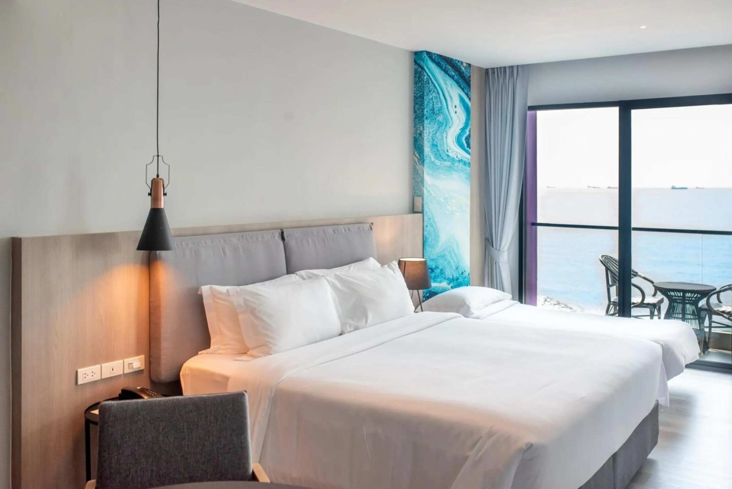 Bed in Fortune Saeng Chan Beach Hotel Rayong - SHA Plus