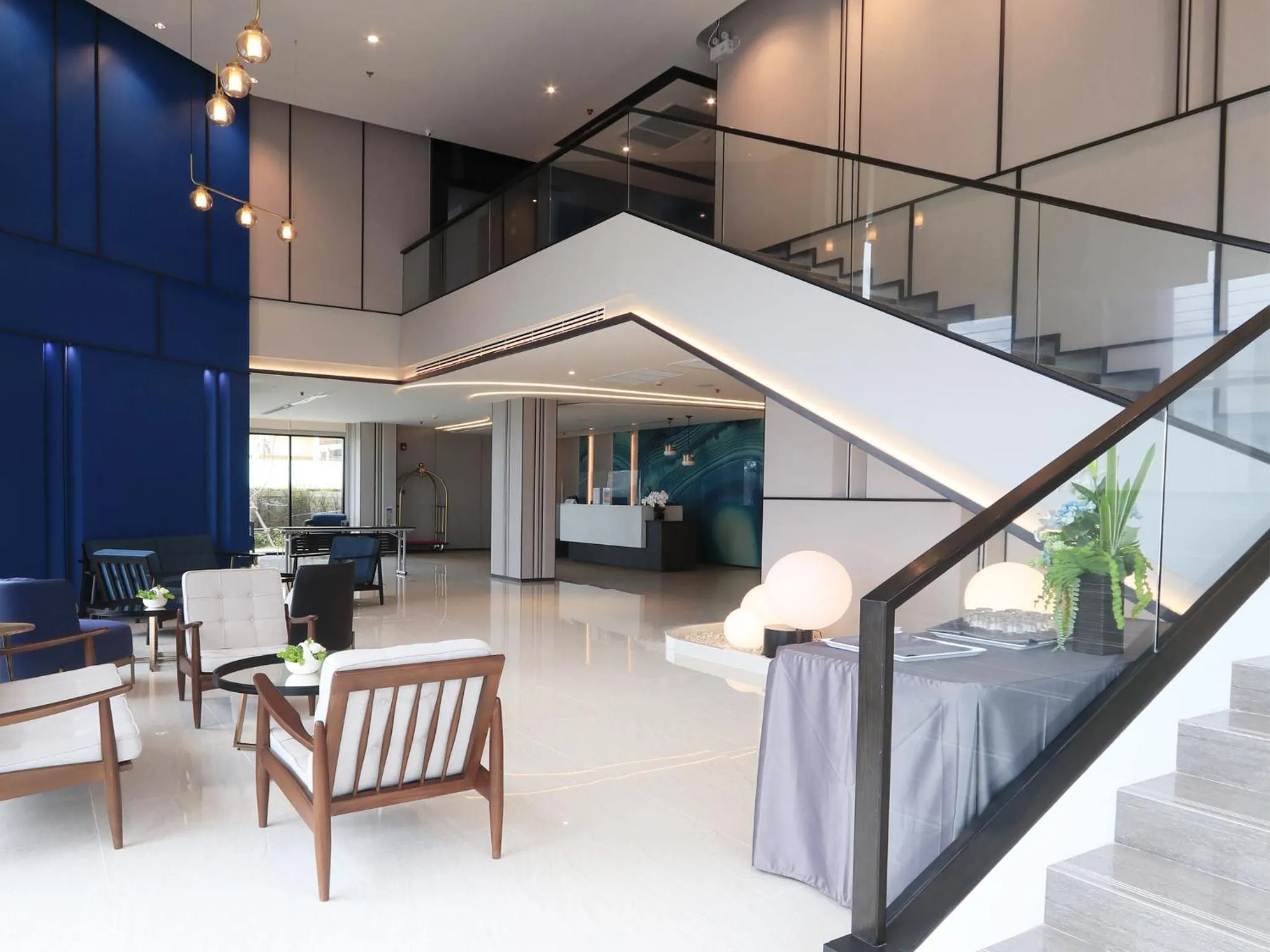 Lobby or reception in Fortune Saeng Chan Beach Hotel Rayong - SHA Plus