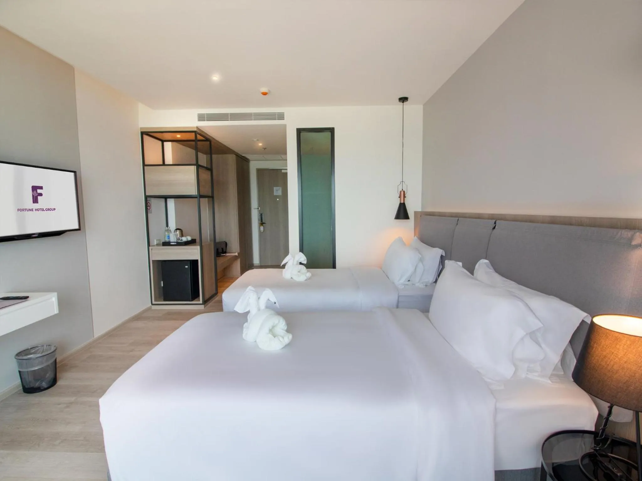 Bedroom, Bed in Fortune Saeng Chan Beach Hotel Rayong - SHA Plus