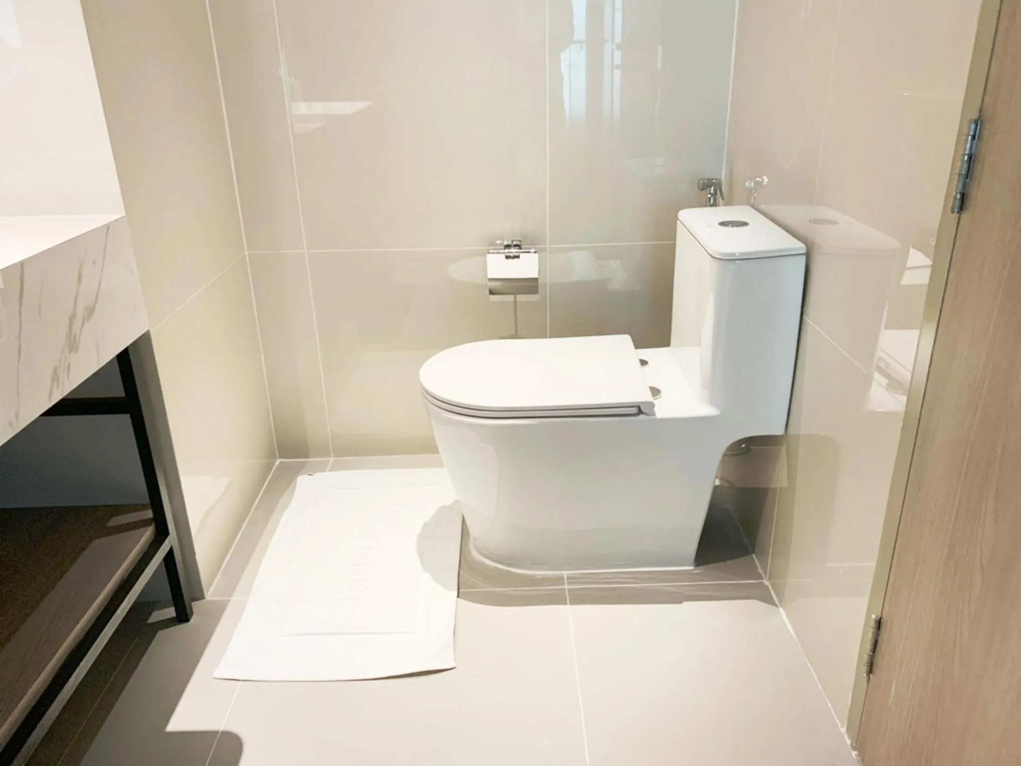 Bathroom in Fortune Saeng Chan Beach Hotel Rayong - SHA Plus