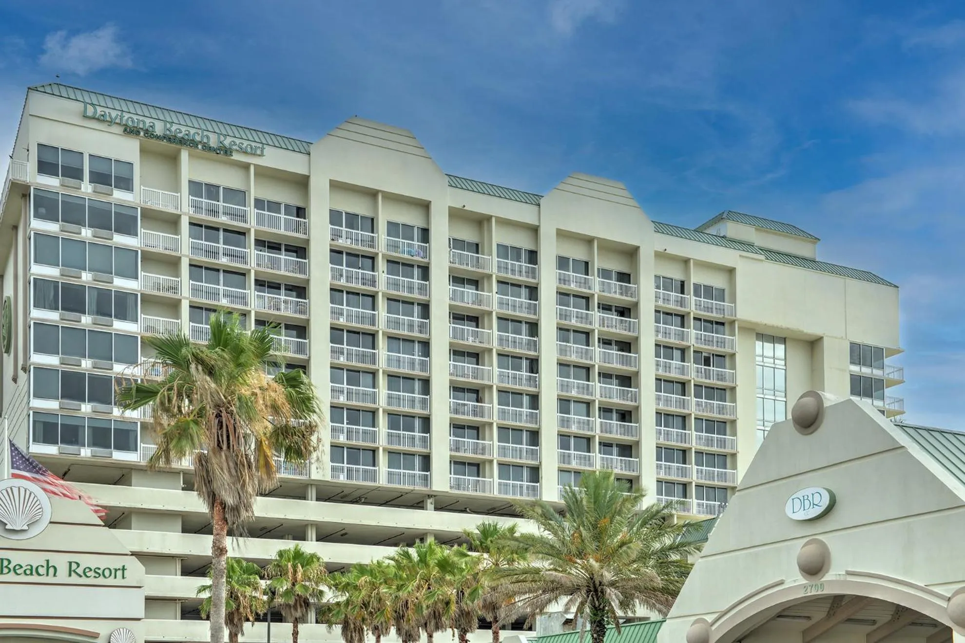 Property building in Daytona Beach Resort Condos