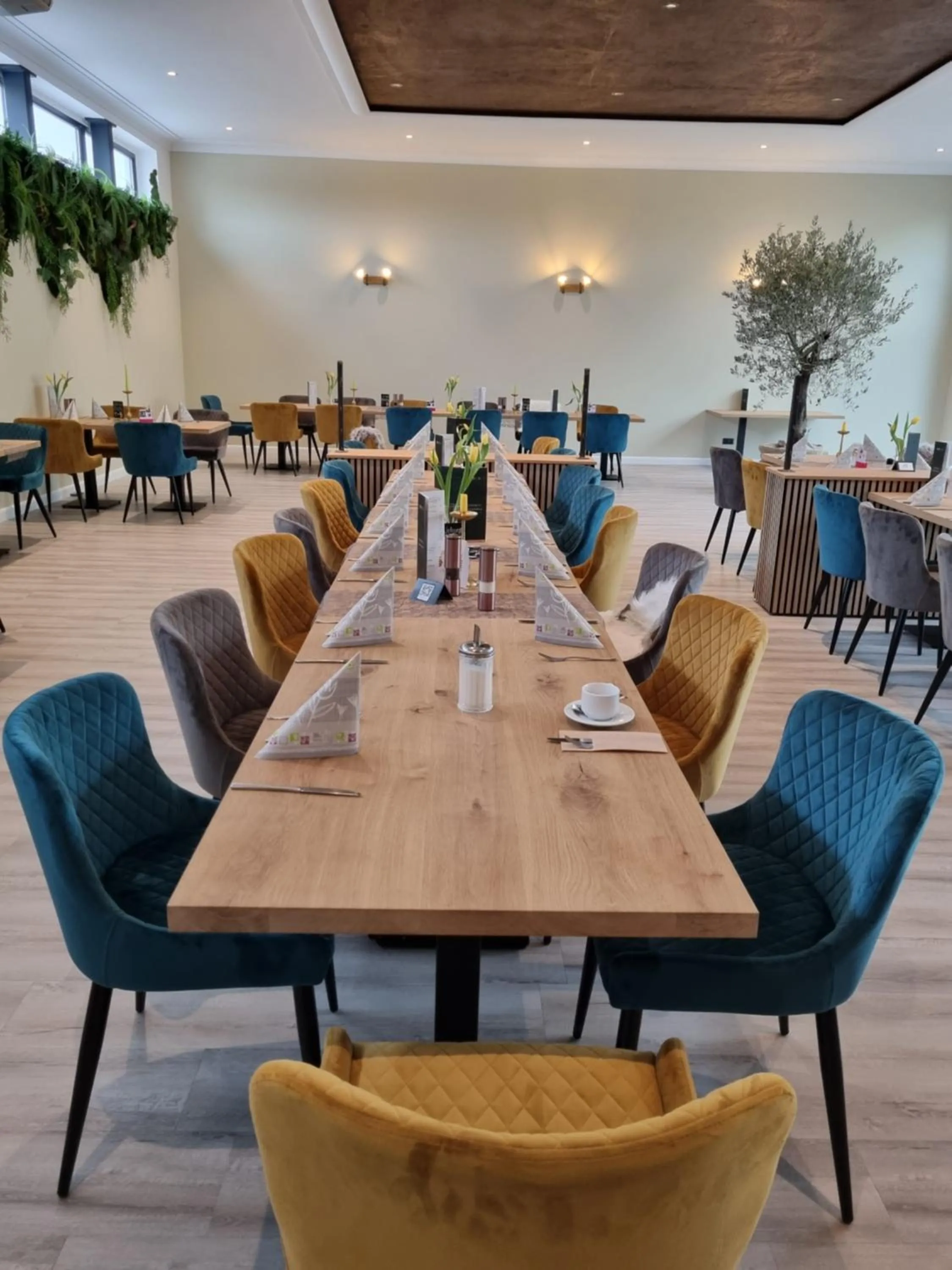 Restaurant/places to eat in Erbenholz Hotel