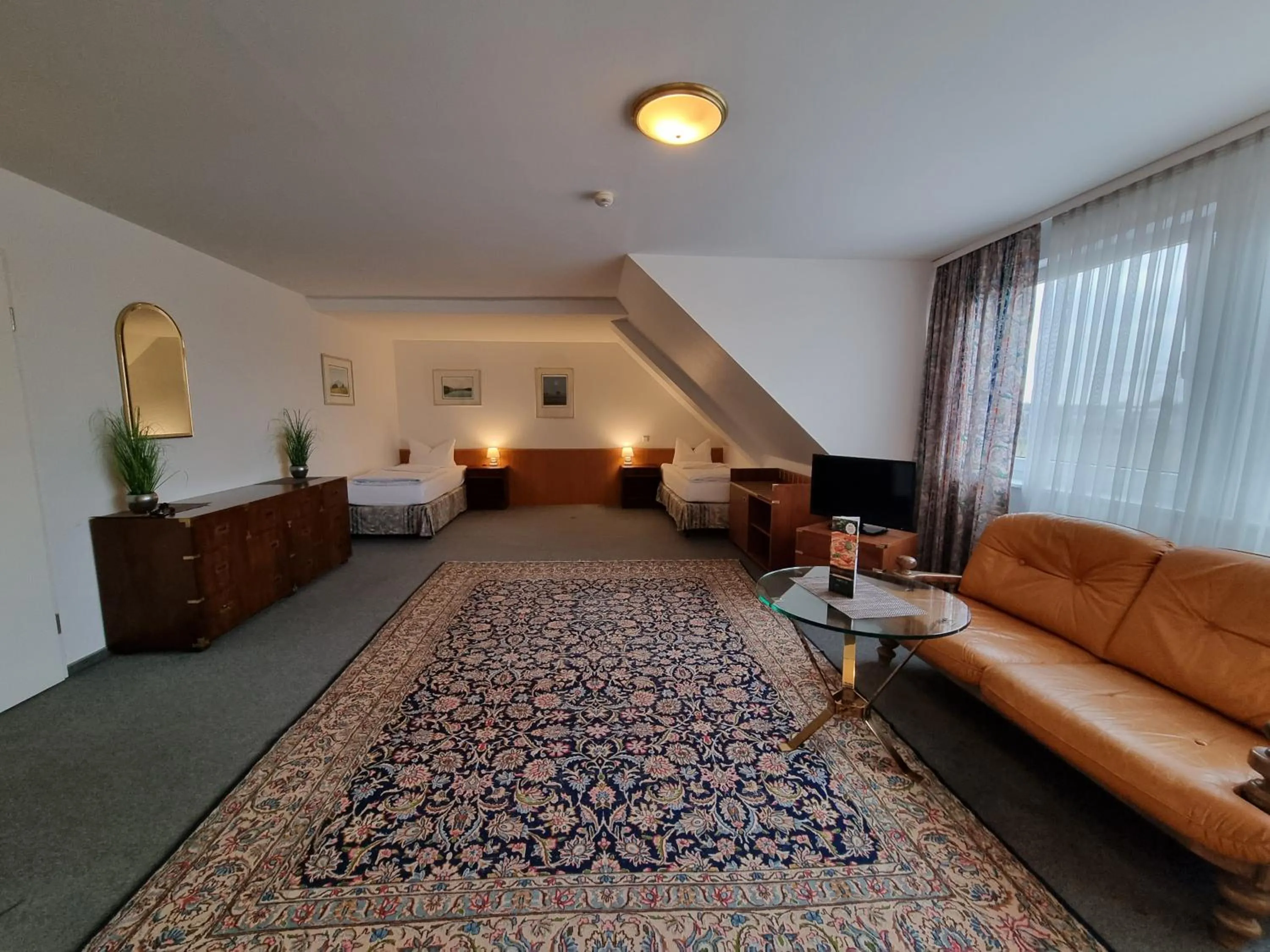 Bed in Erbenholz Hotel