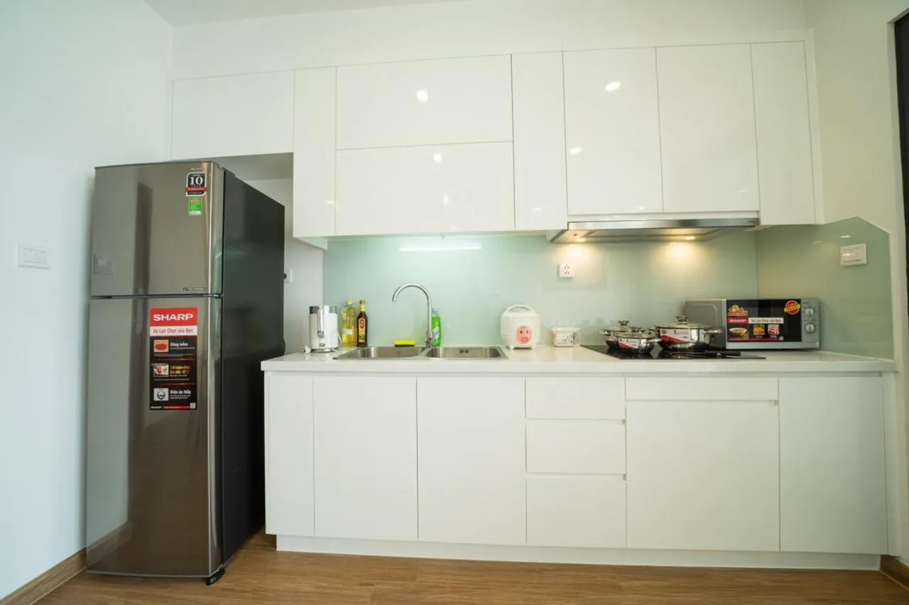 BOM HOMES- VINHOMES SKYLAKE- SERVICE APARTMENt