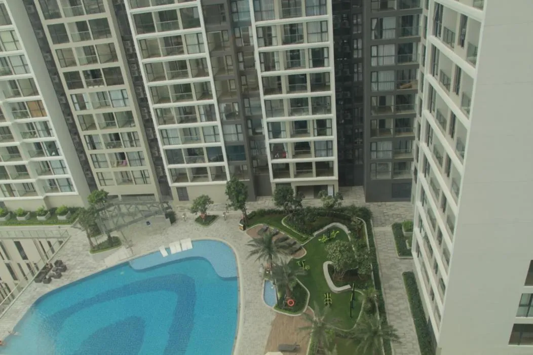 Swimming pool in BOM HOMES- VINHOMES SKYLAKE- SERVICE APARTMENt
