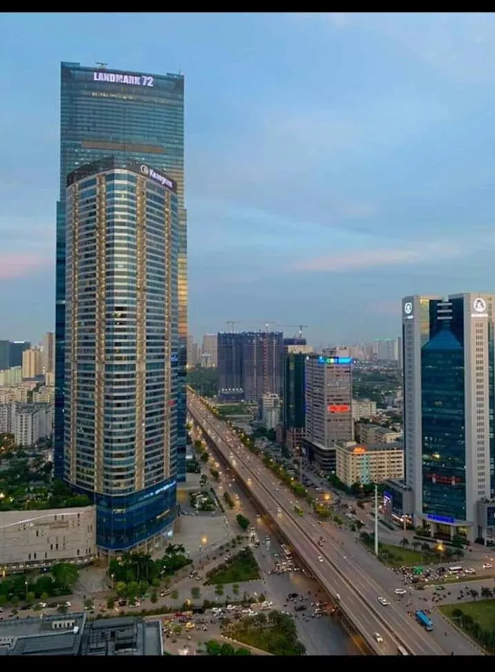 BOM HOMES- VINHOMES SKYLAKE- SERVICE APARTMENt