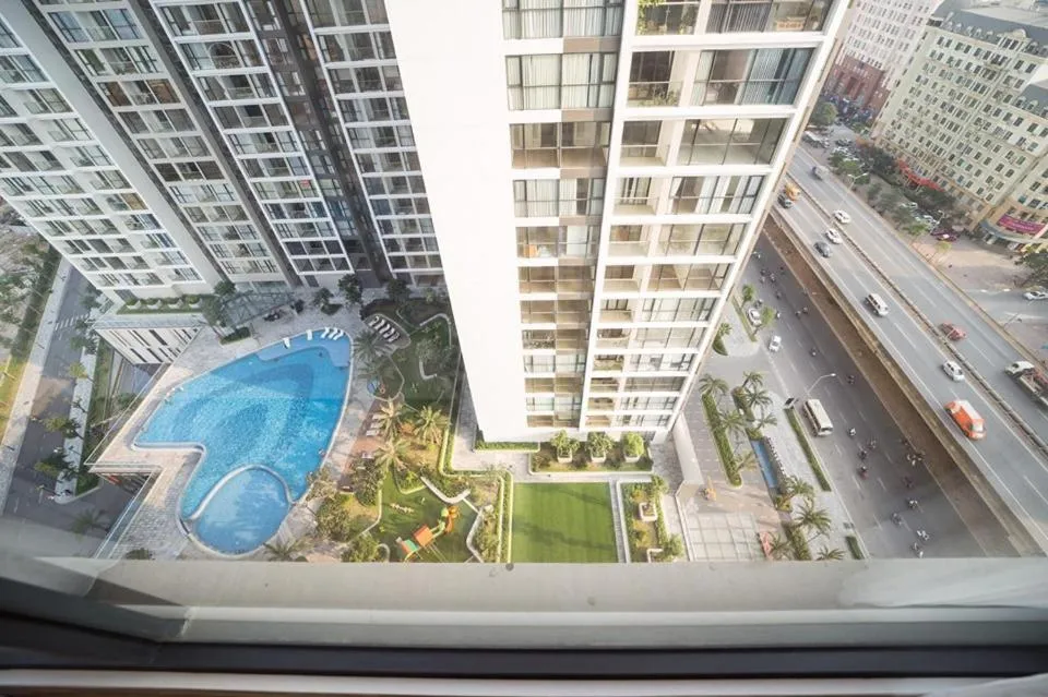 BOM HOMES- VINHOMES SKYLAKE- SERVICE APARTMENt