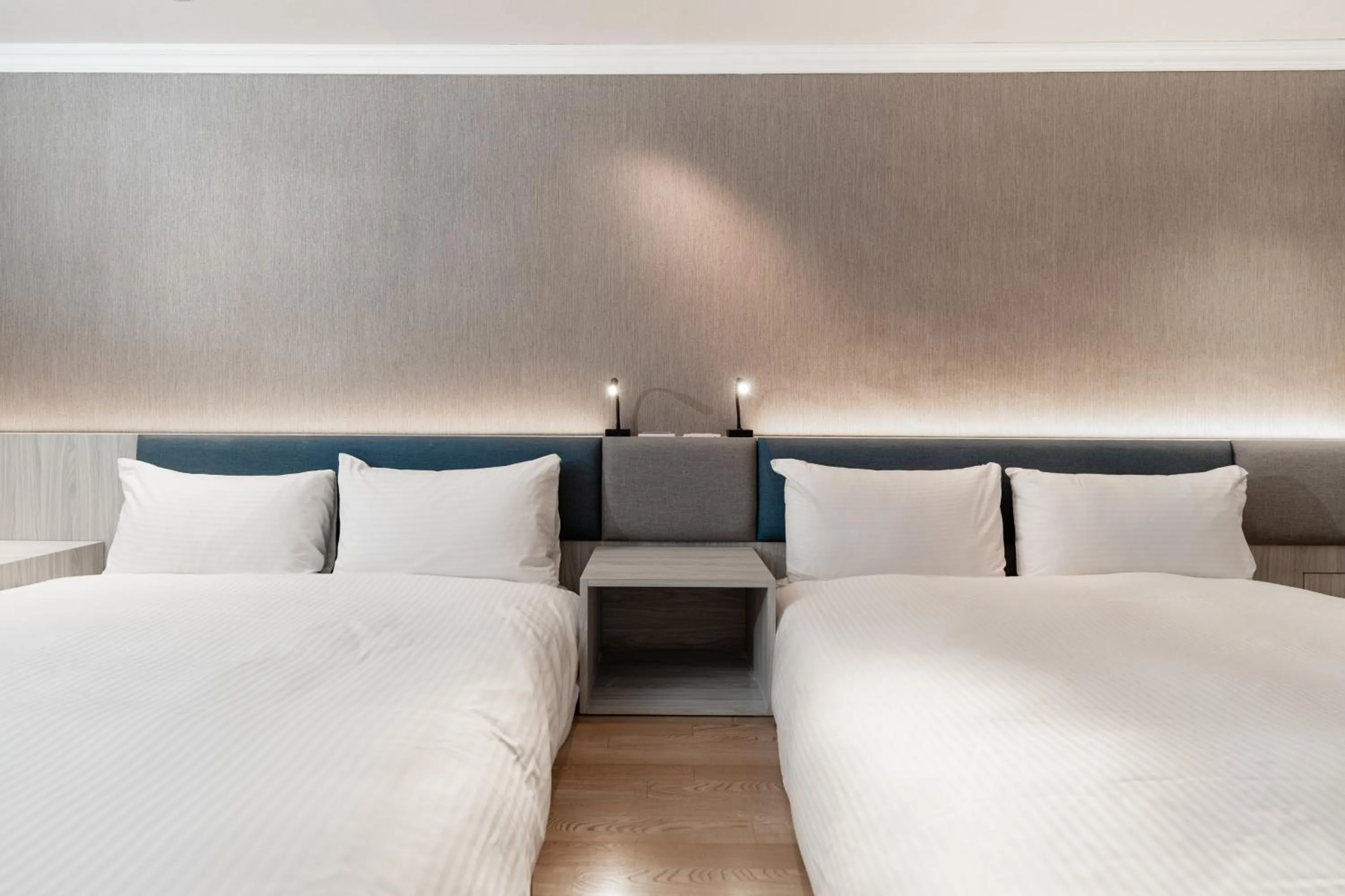 Photo of the whole room, Bed in Fu Hsiang Hotel