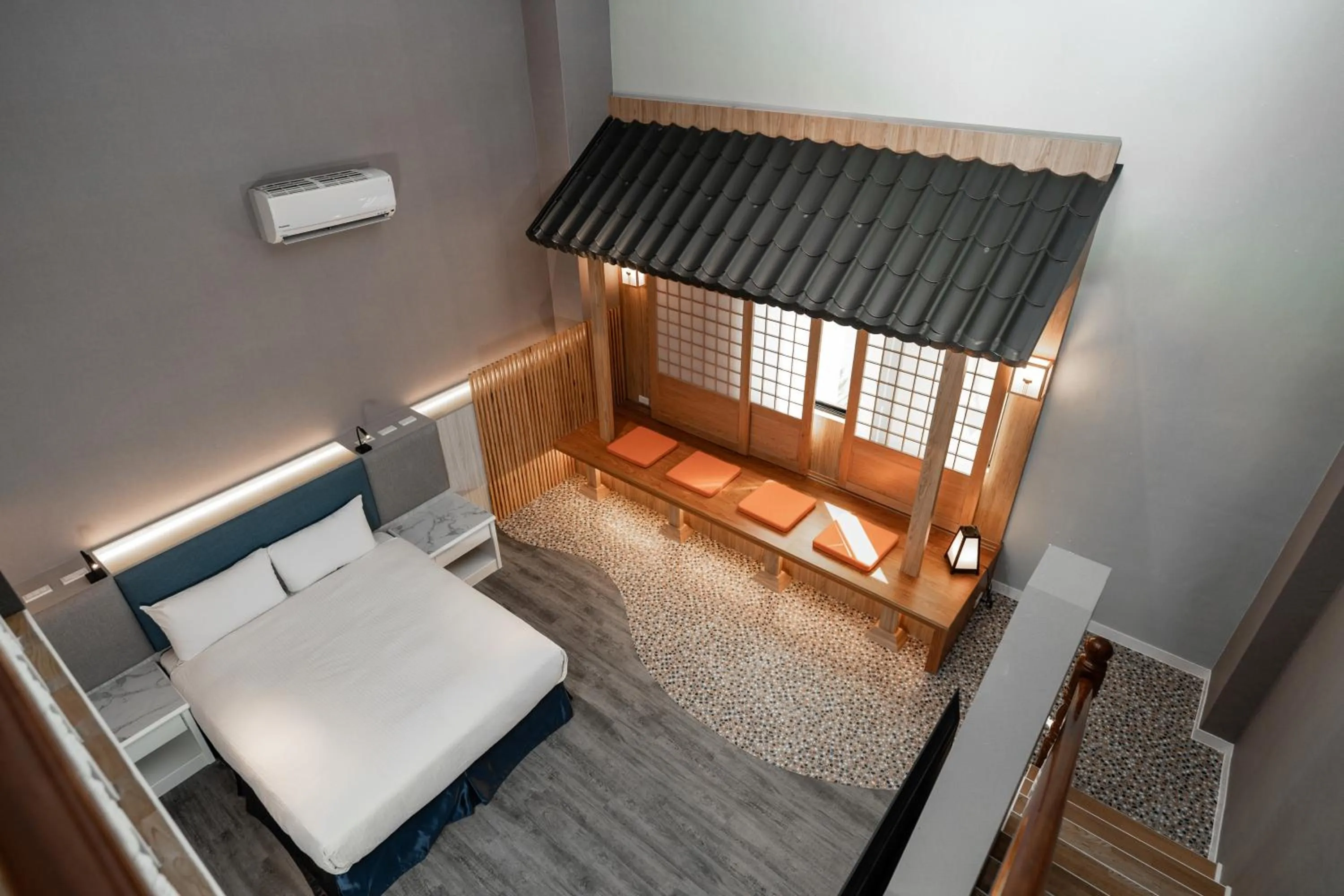 Photo of the whole room, Bed in Fu Hsiang Hotel