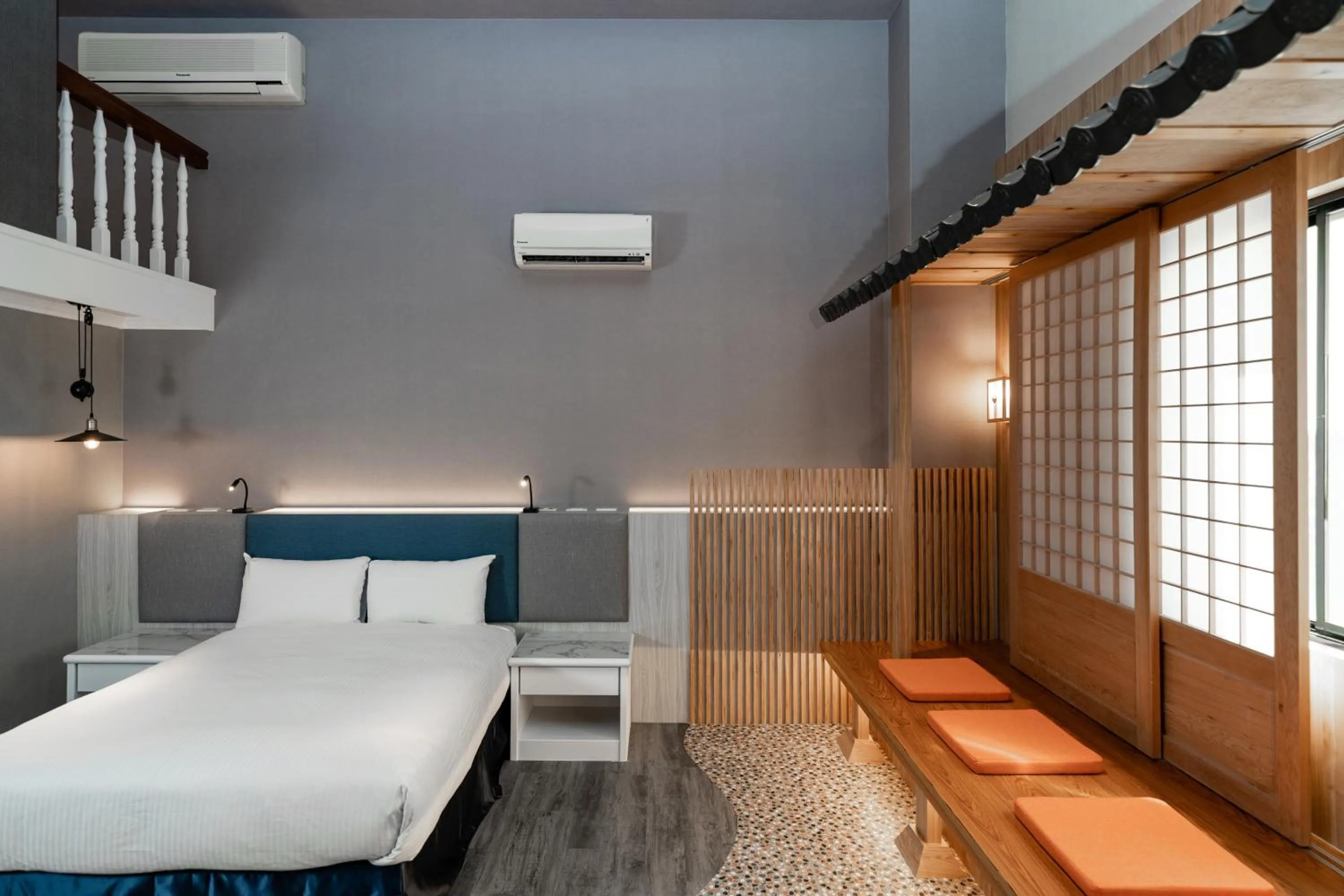 Photo of the whole room, Bed in Fu Hsiang Hotel