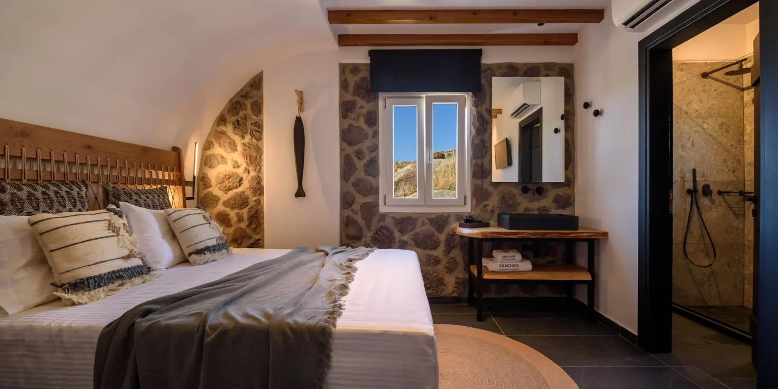 Deluxe Double Room in Vrachos Suites Mykonos Deluxe Double Room in Vrachos Suites Mykonos