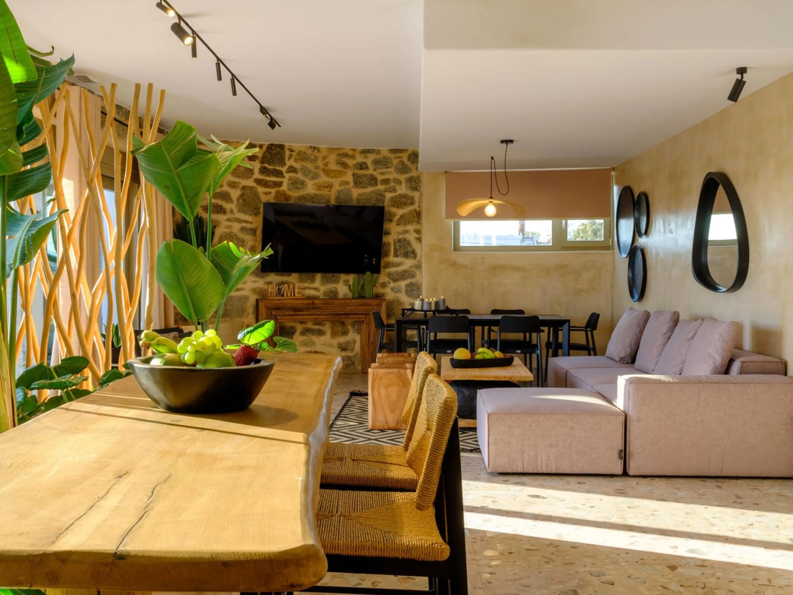 Living room in Vrachos Suites Mykonos