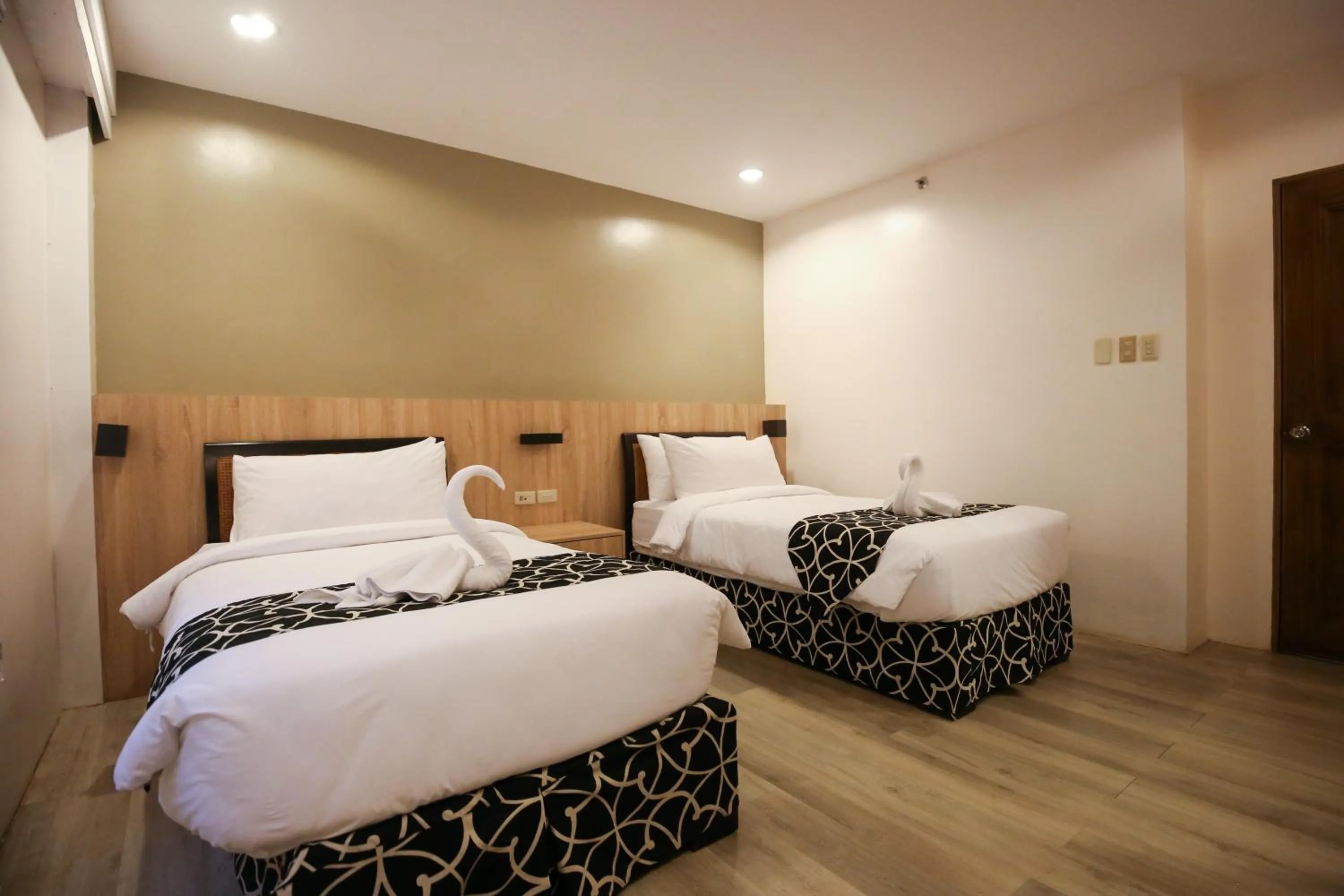 Bed in Forest Crest Nature Hotel and Resort Powered by ASTON