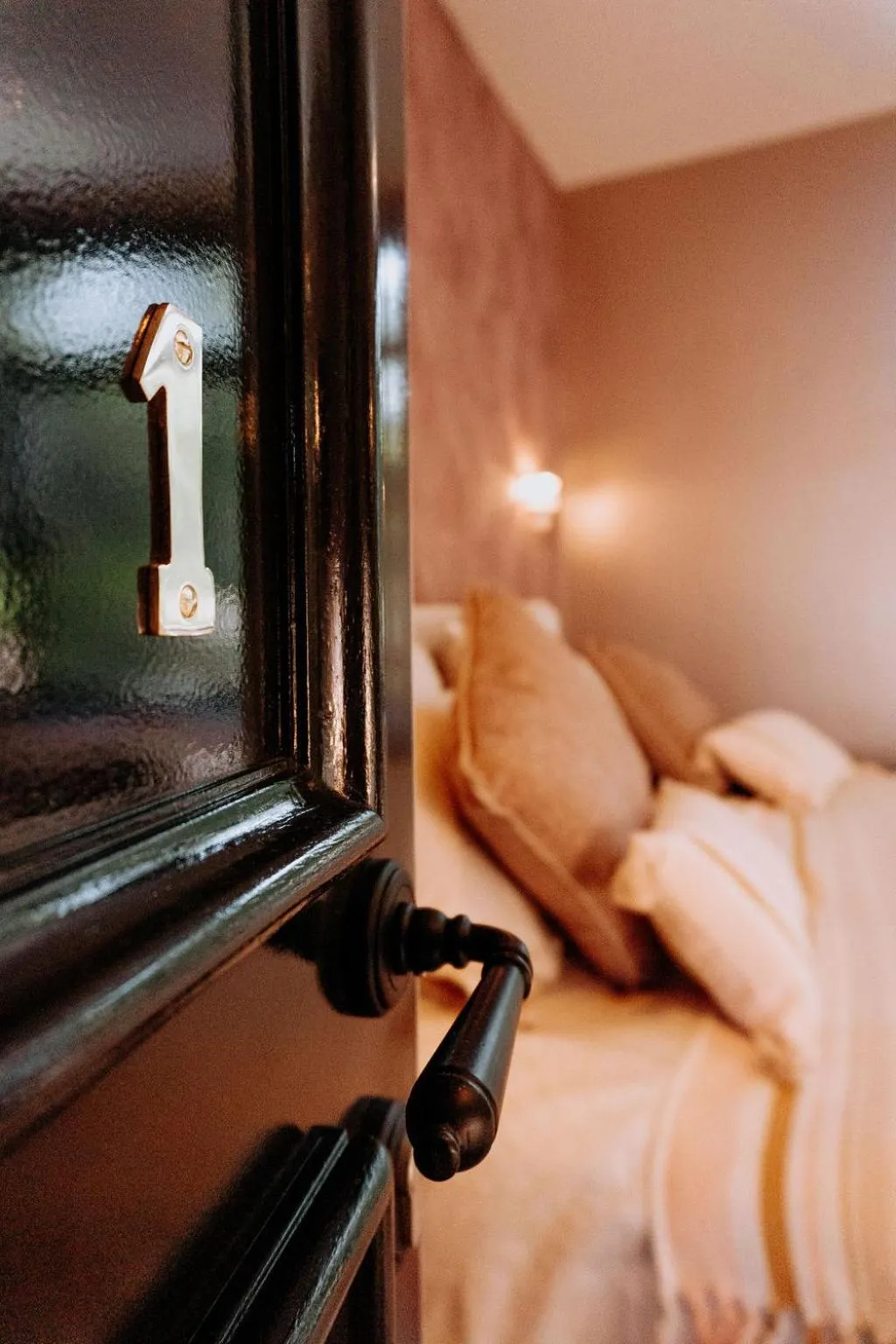 Decorative detail, Bed in Fiertelmeers Boutique B&B