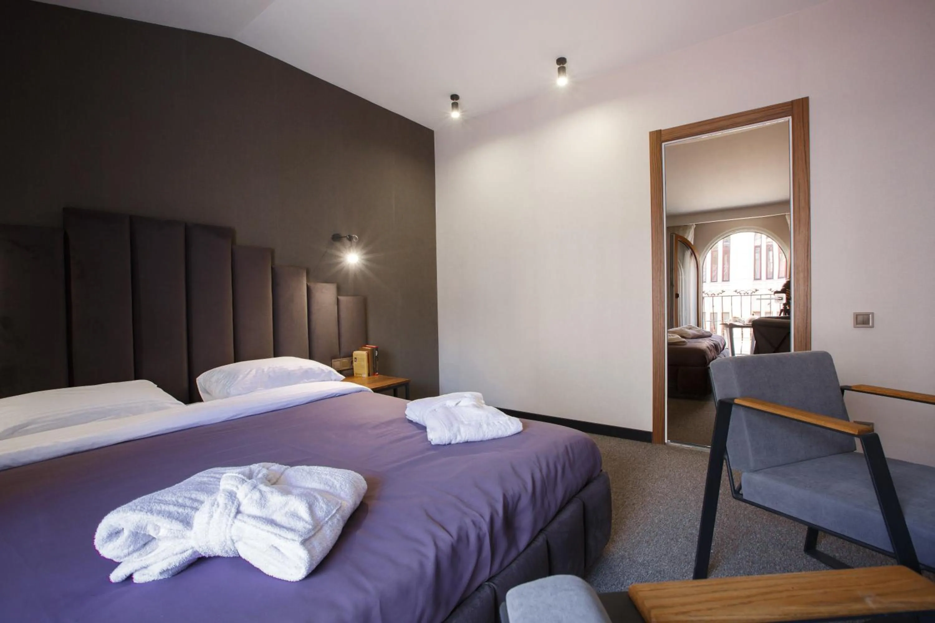 Bed in Kulikovskiy hotel