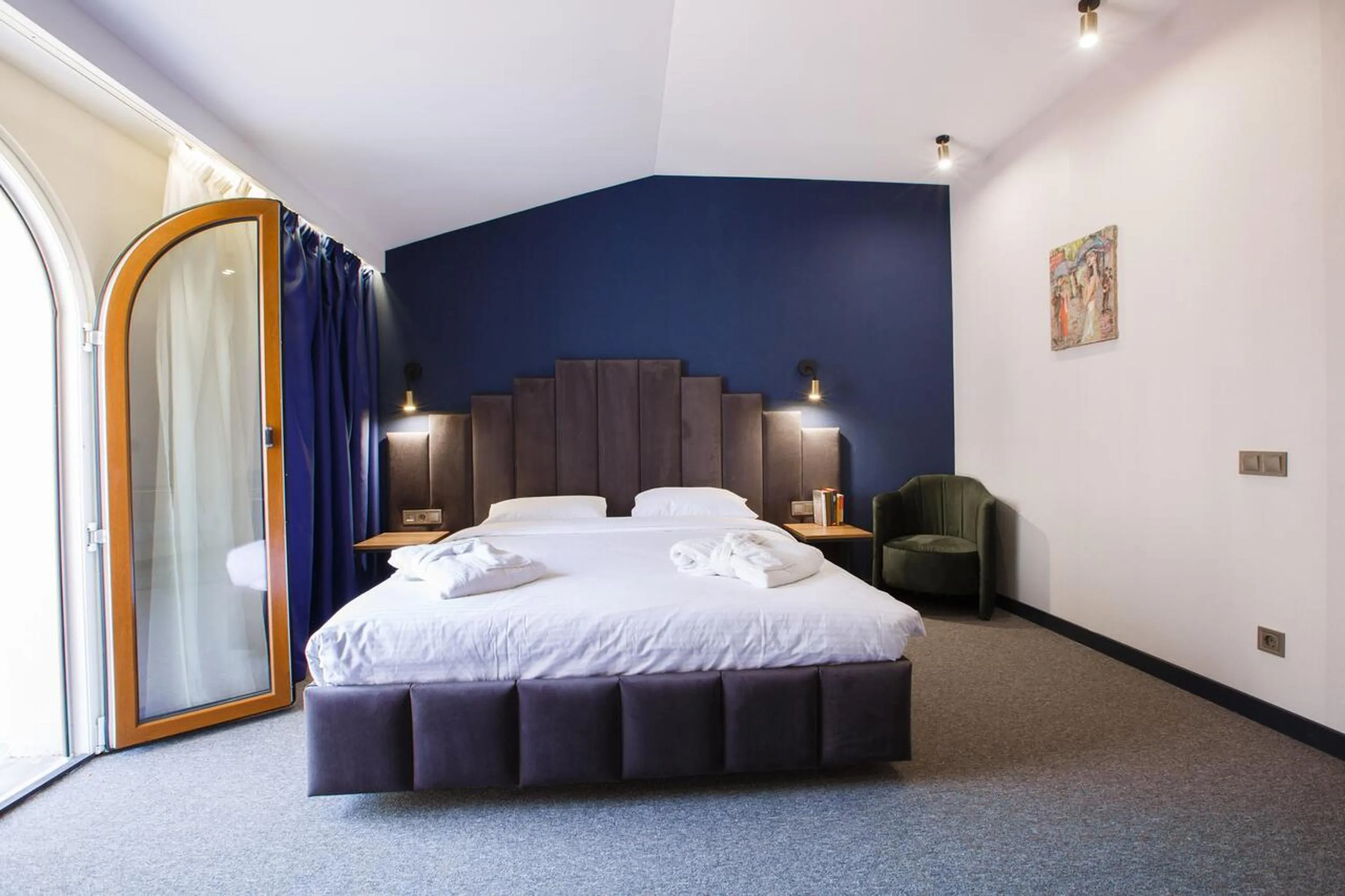 Bed in Kulikovskiy hotel